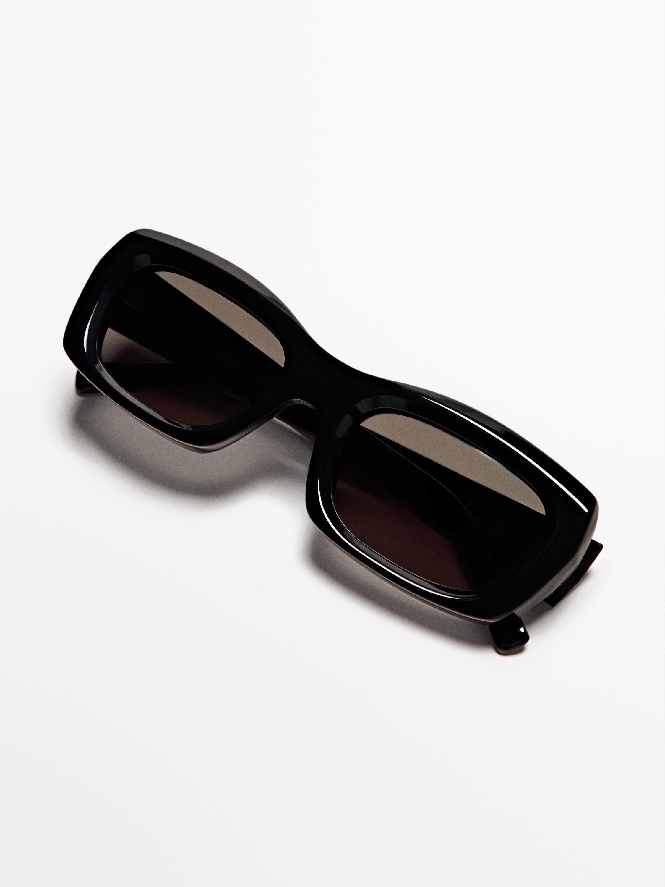 Rectangular sunglasses