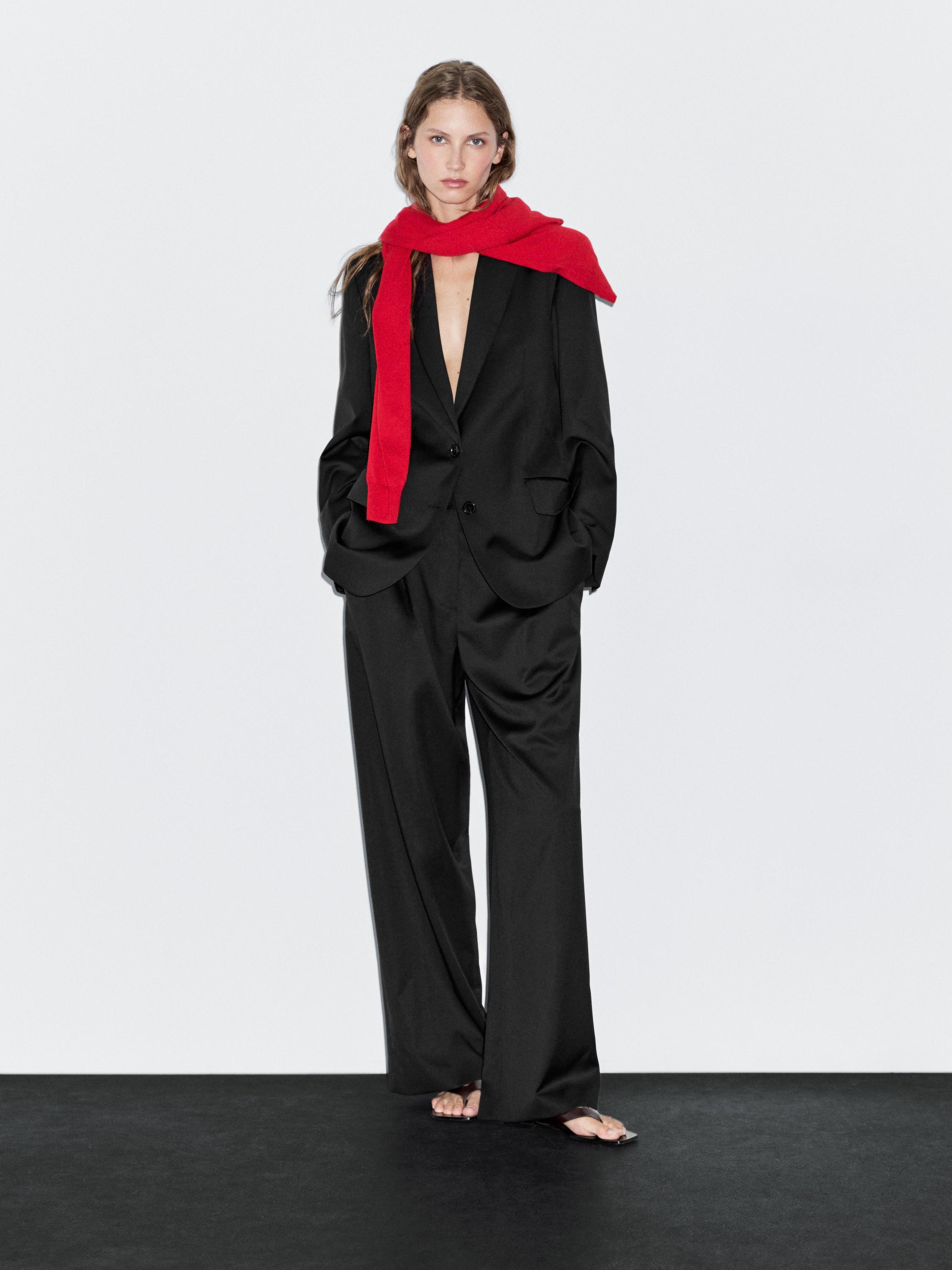 100% extra fine wool pleated trousers