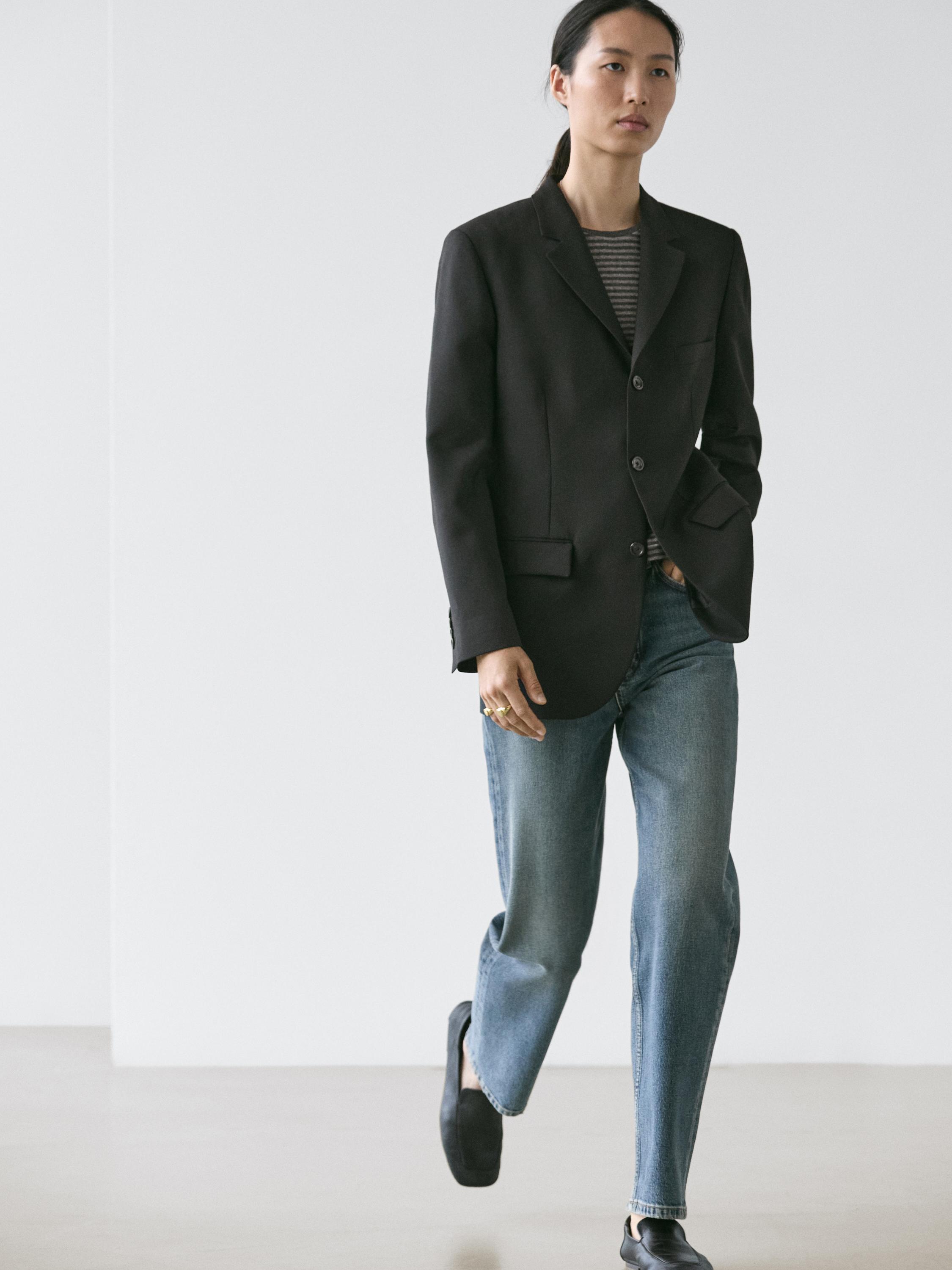 100% wool three-button blazer — BLACK