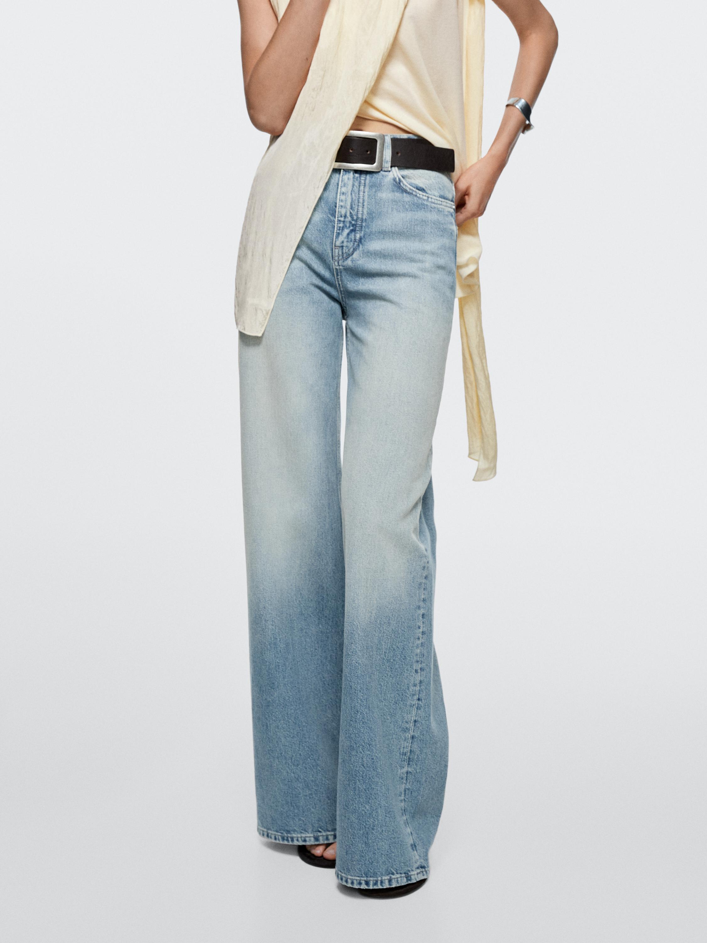 Jeans mit weitem Bein und hohem Bund