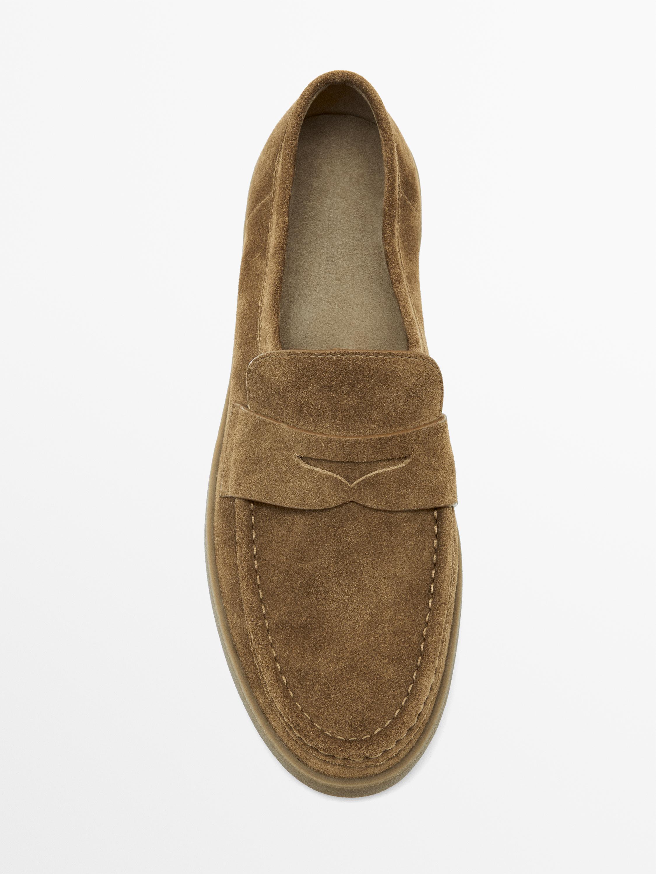 Mocassins en croûte de cuir avec patte