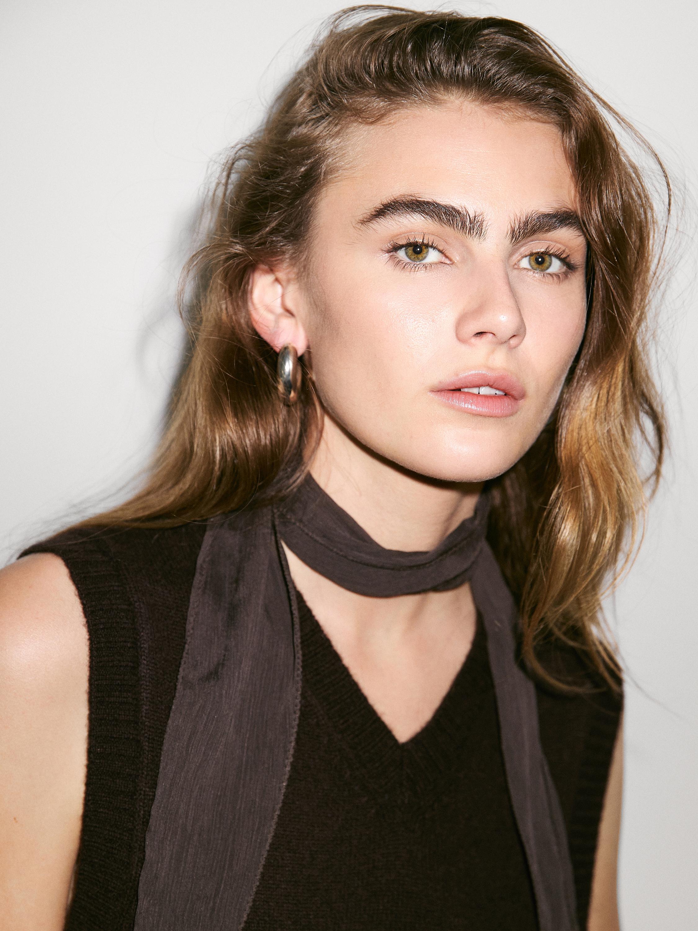 Veste sans manches 100 % cachemire à col en V