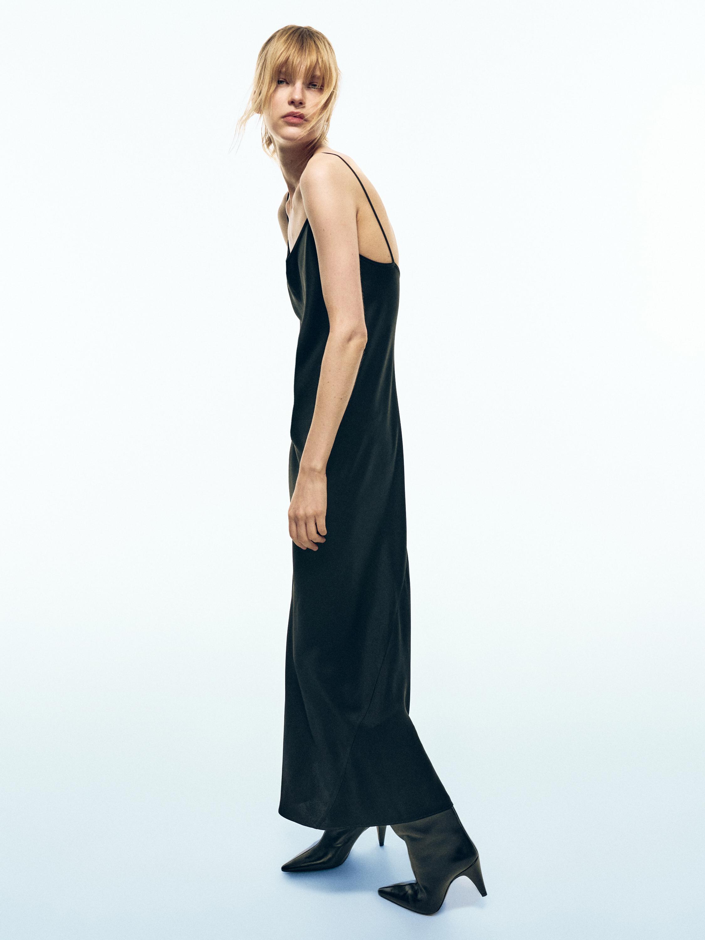 Vestido comprido de estilo lingerie em crepe