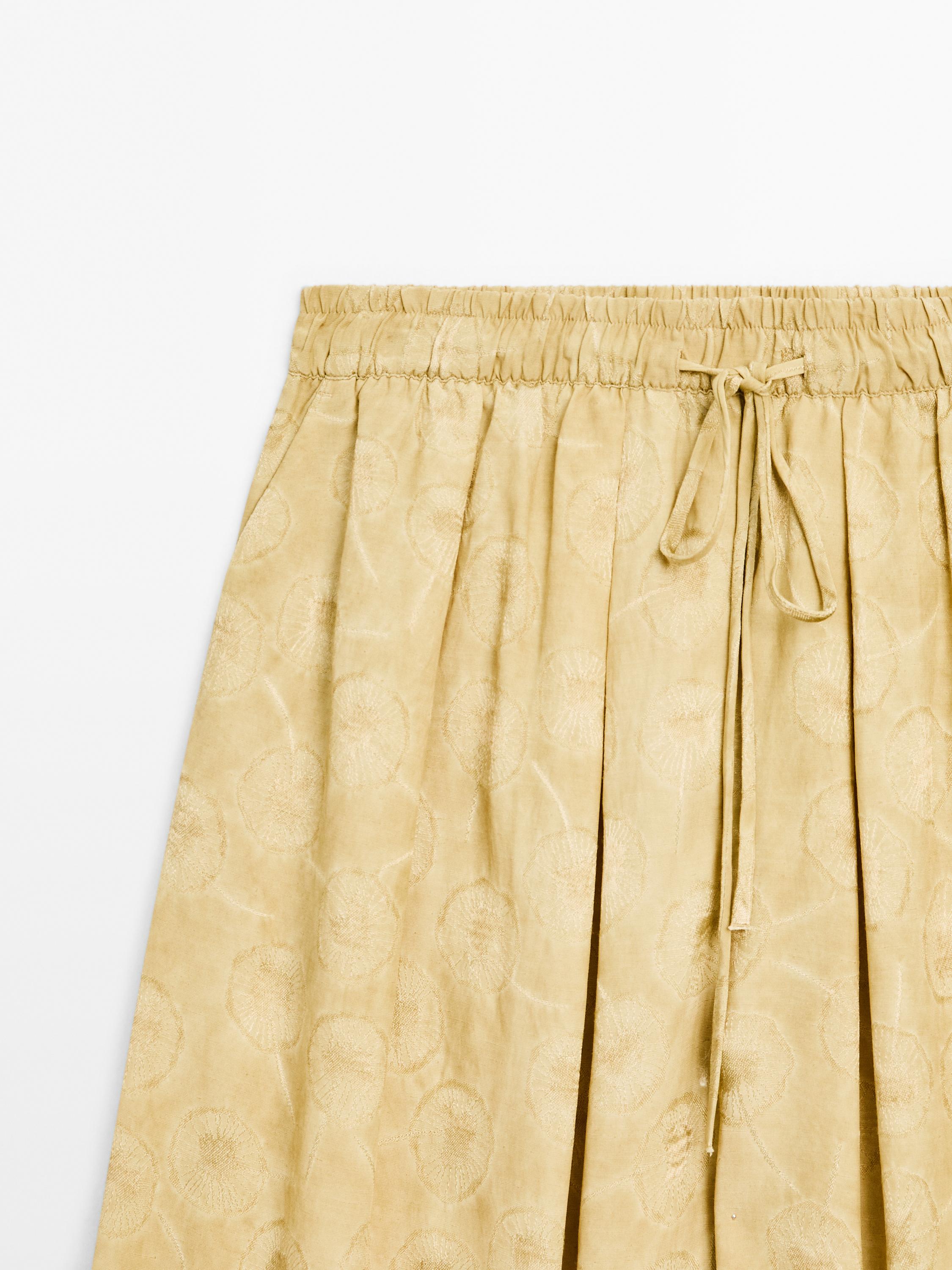 Jacquard print barrel fit trousers