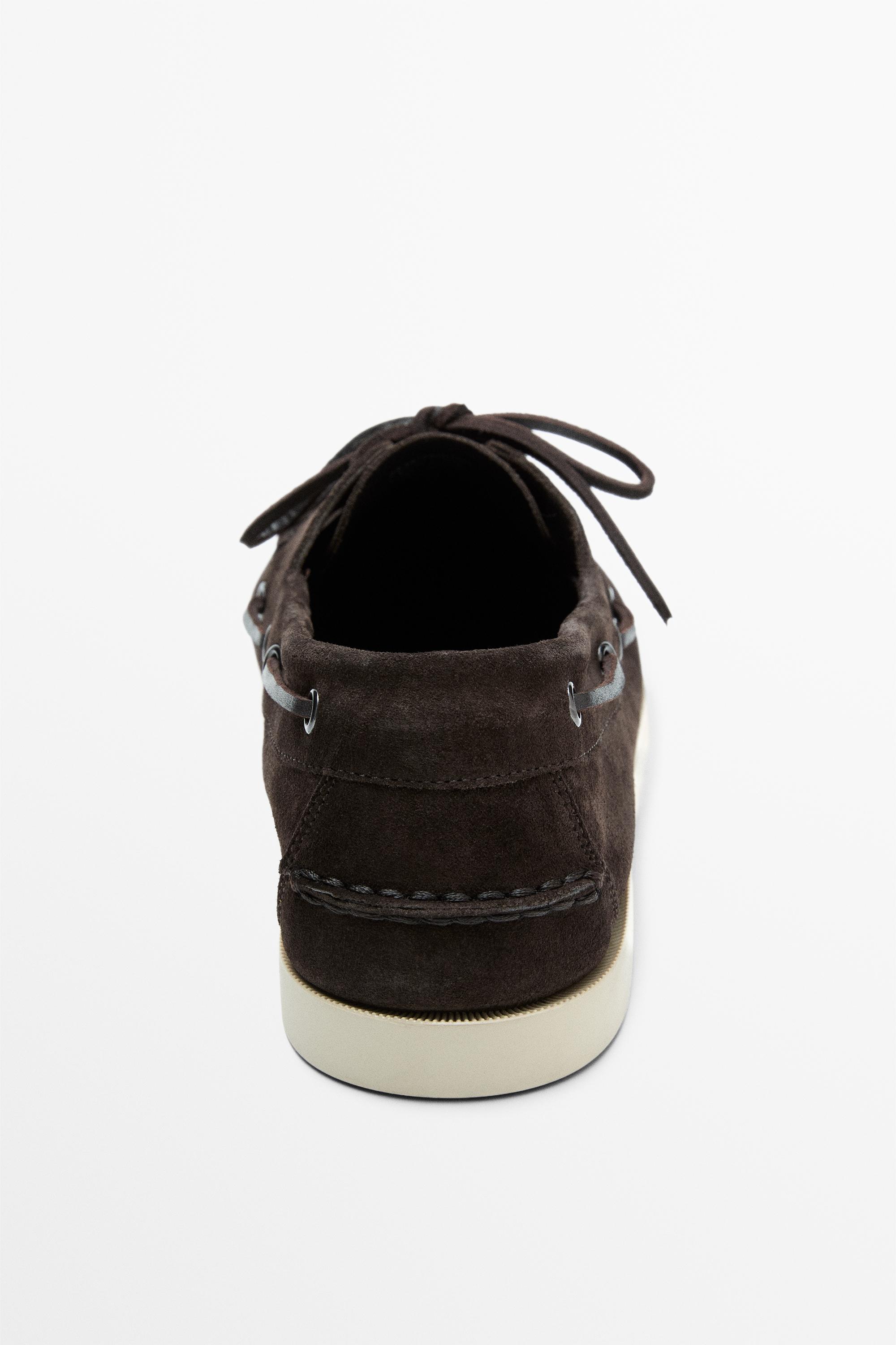 Leather deck shoes — BROWN