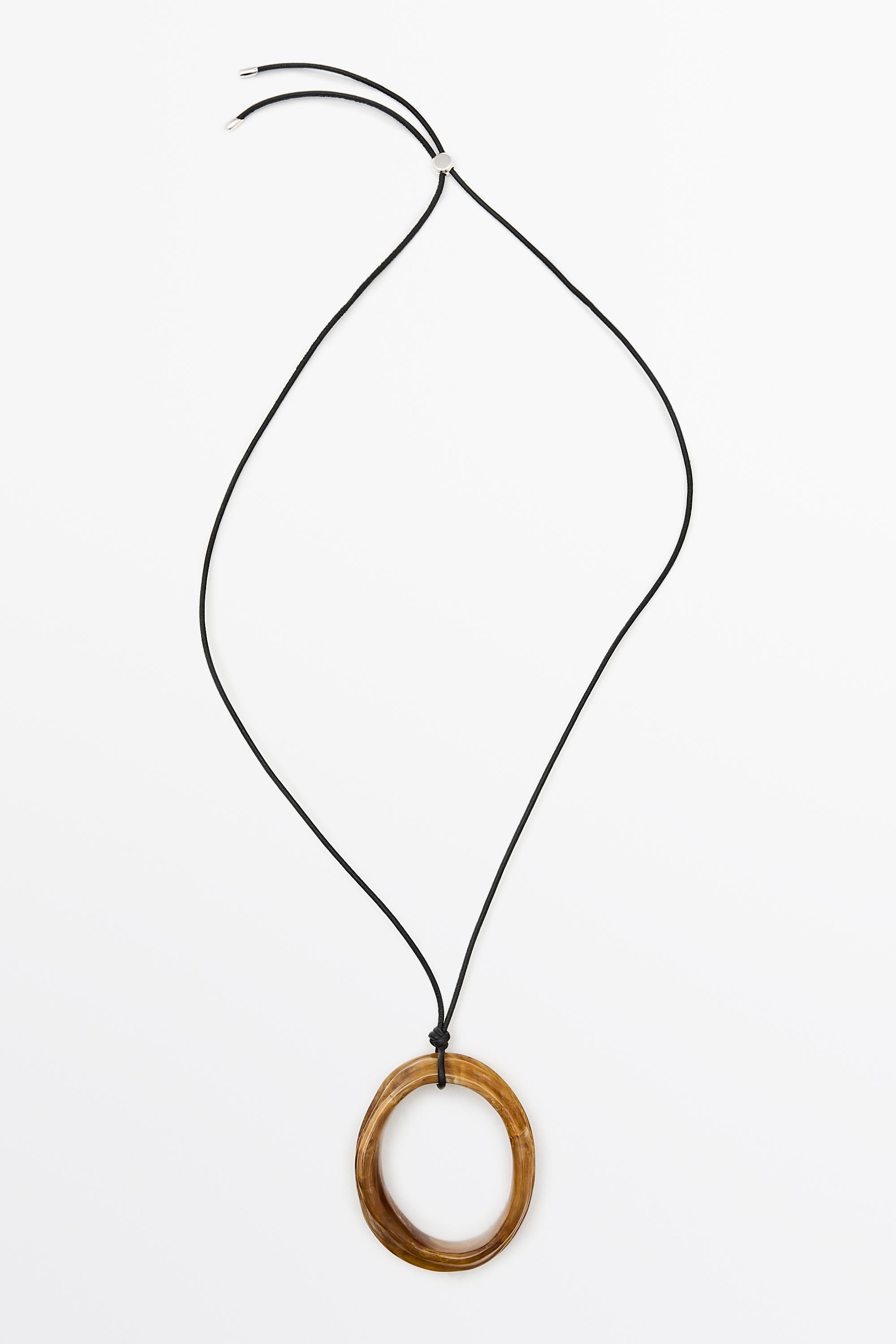 Marbled hoop necklace — Caramel