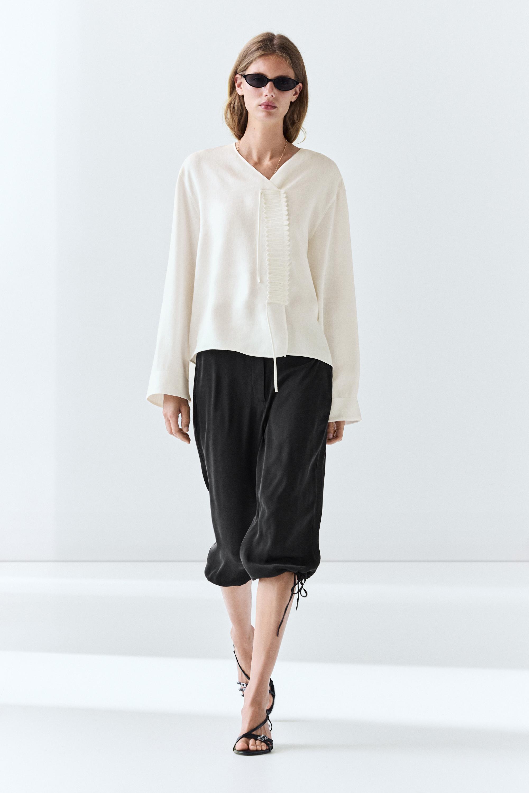Silk blend tie-hem capri pants — BLACK