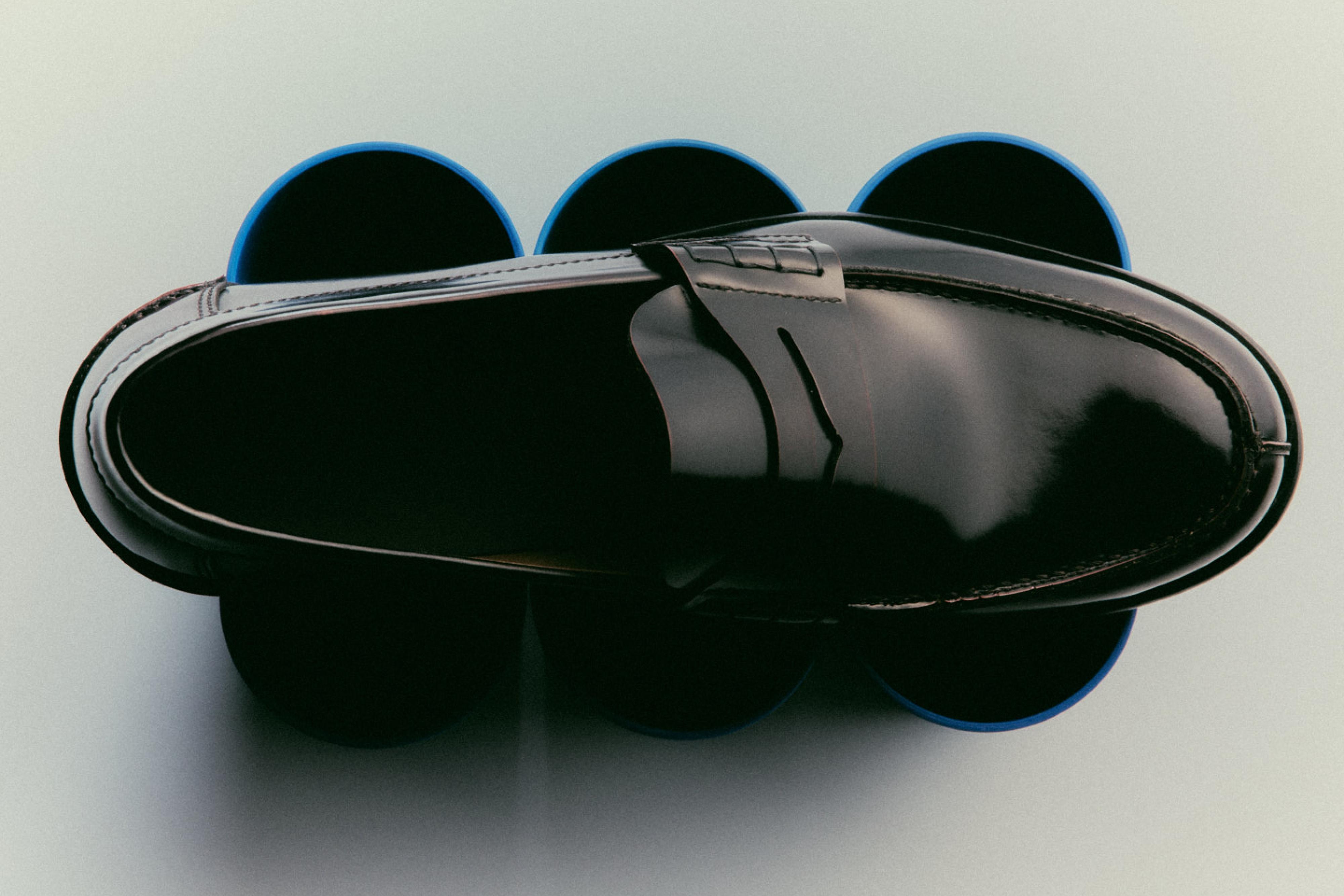 Leather loafers with penny strap — BURGUNDY
