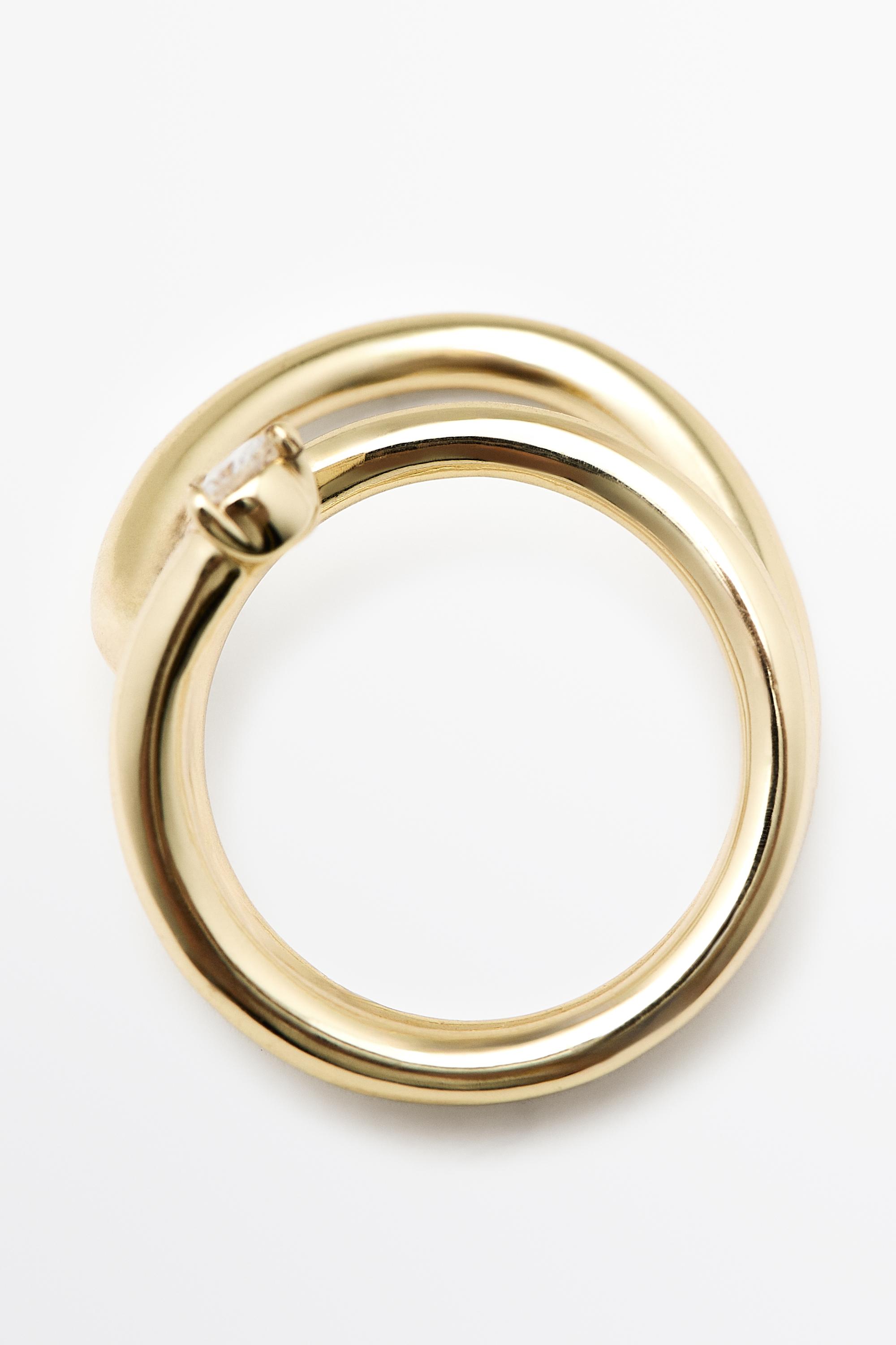 Wide shimmery volume ring — GOLDEN