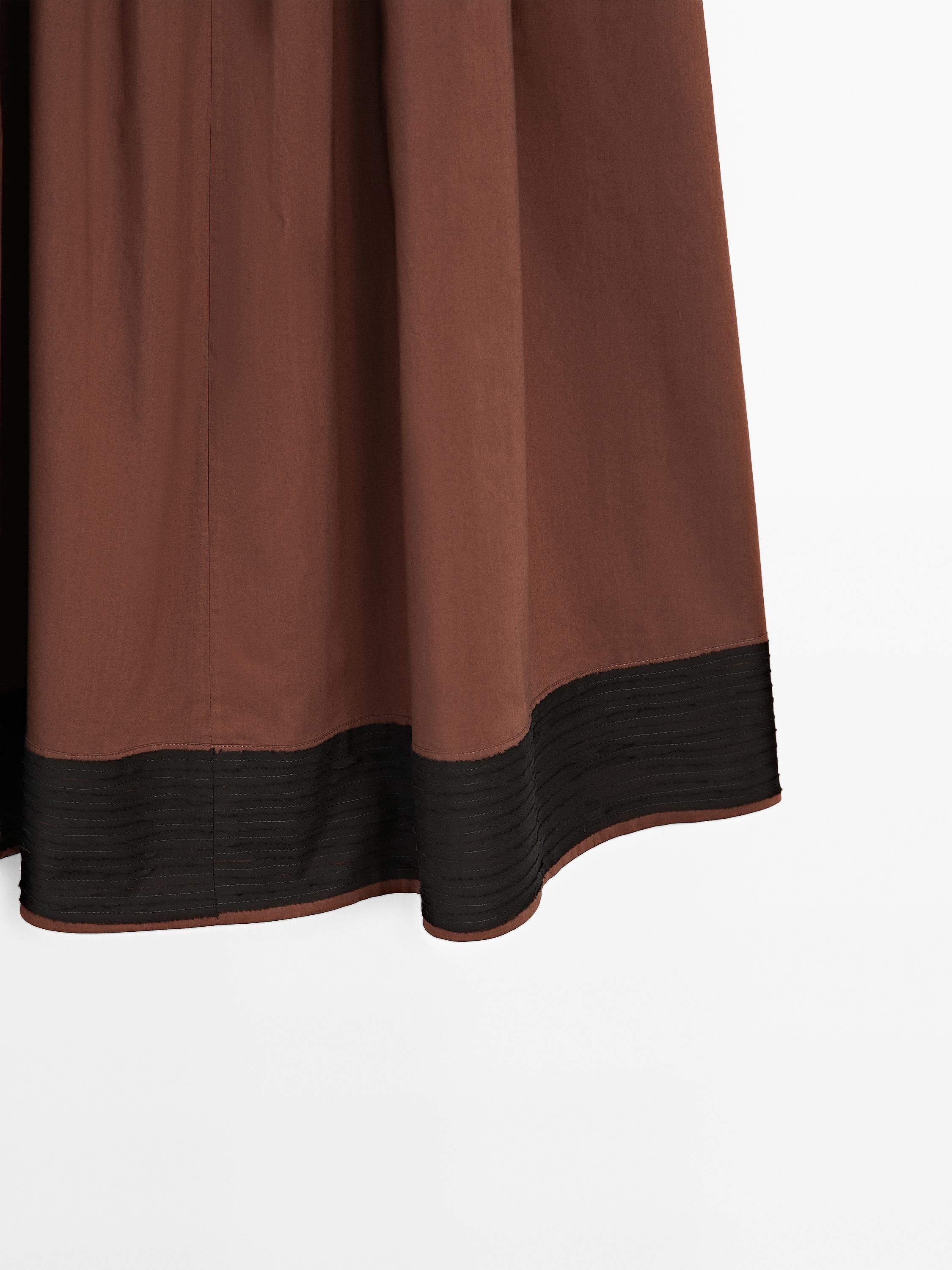Jupe midi ample avec bandes