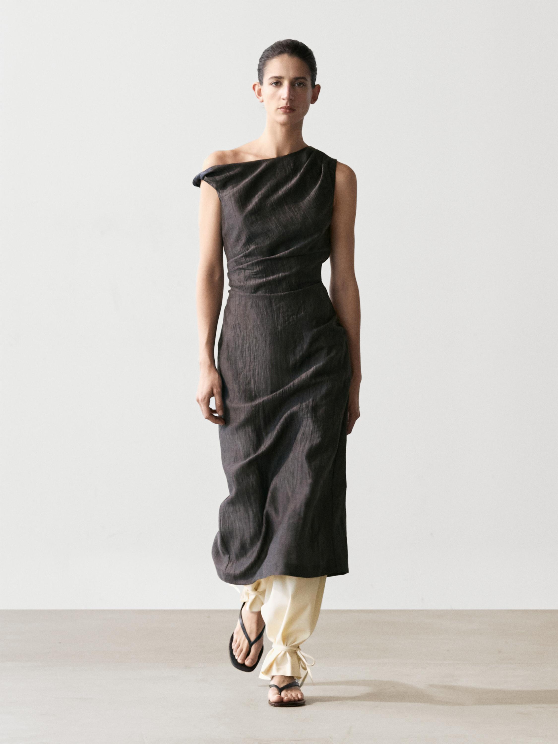 Midi dress with pleated shoulder detail — DARK GREY