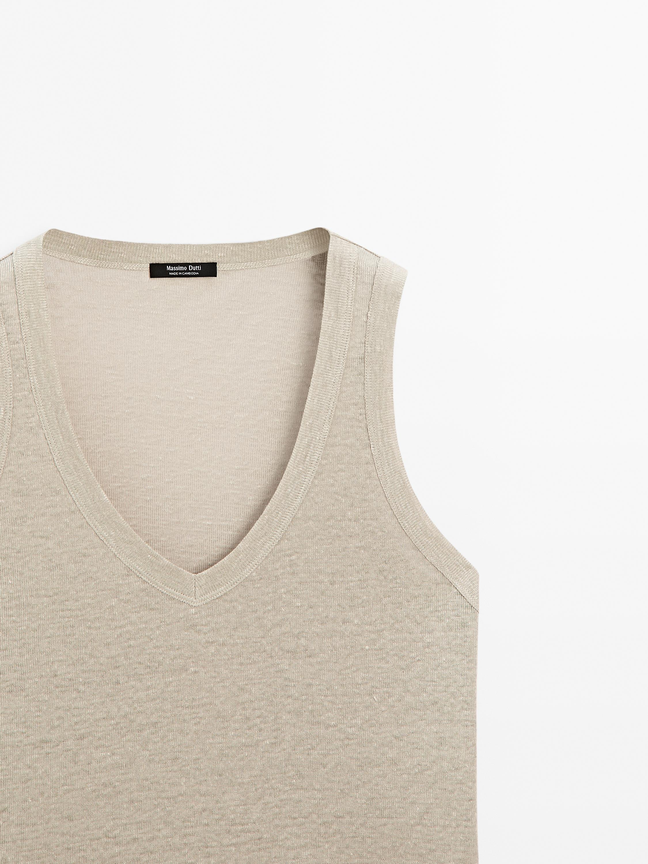 100% linen V-neck knit top