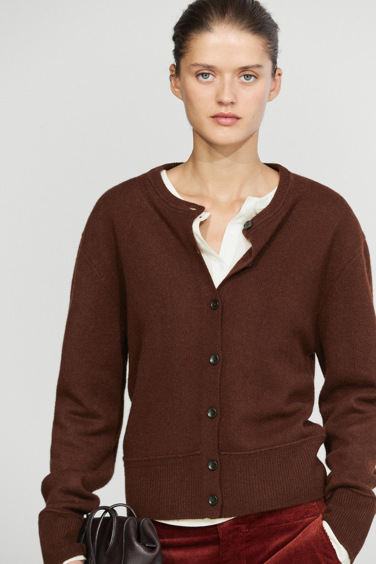 100% Wool Short Knit Cardigan — MAROON
