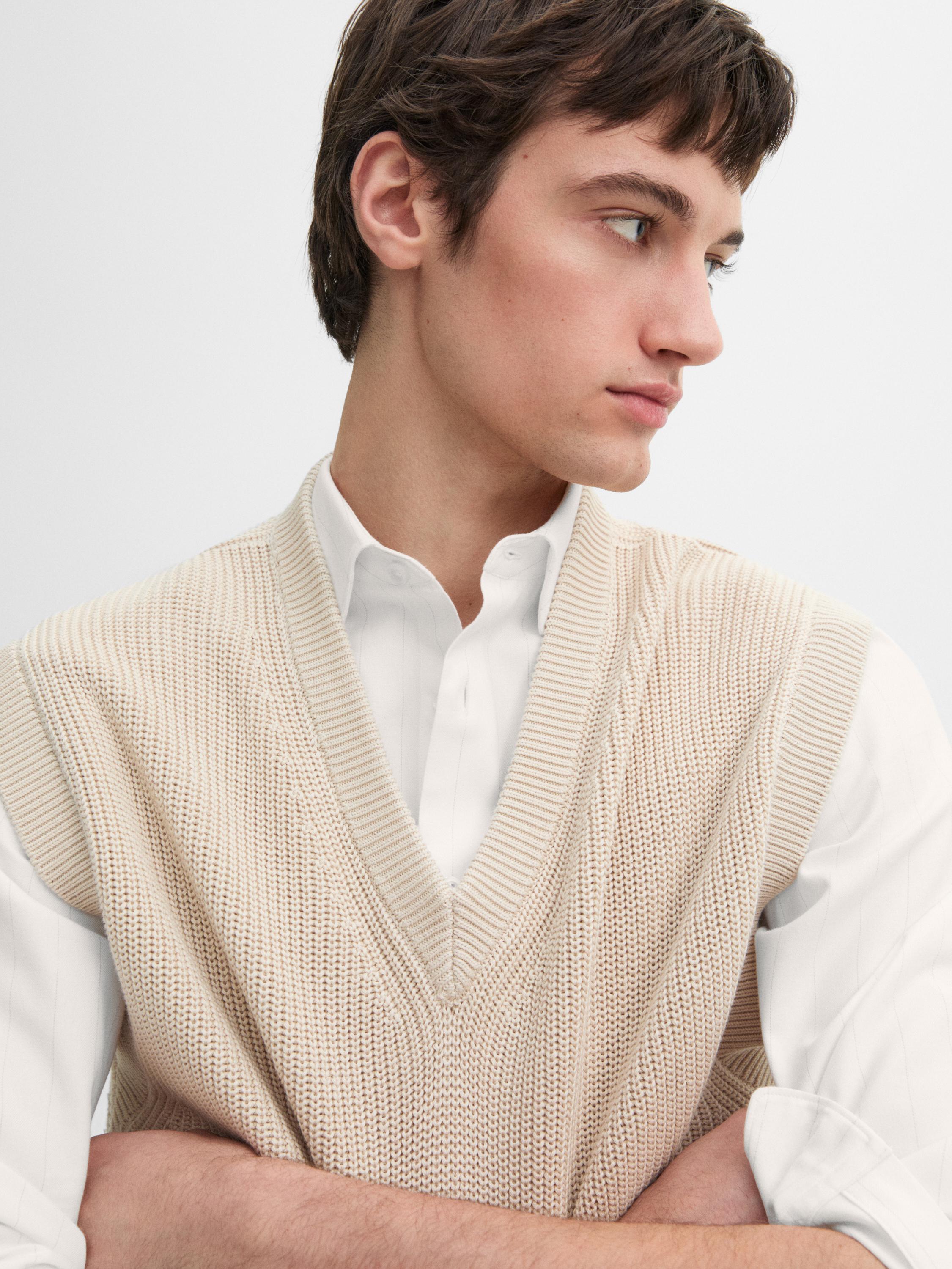 Veste sans manches en maille à col en V et bord-côte