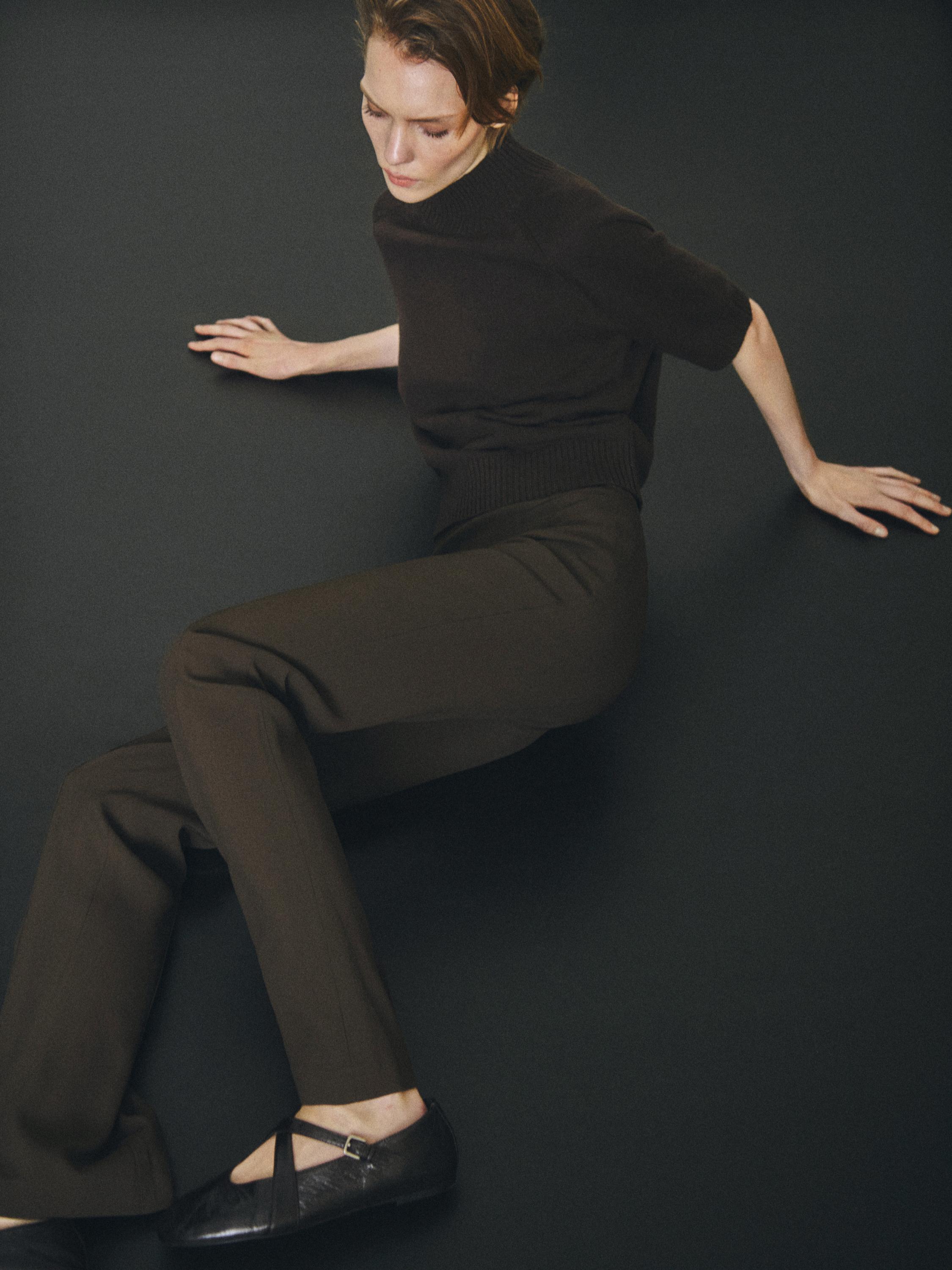 Flared trousers with pocket — BROWN