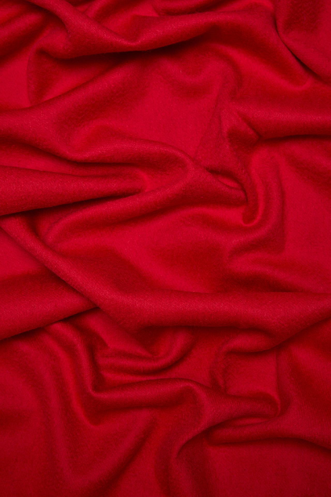 Wool blend scarf with fringing — RED
