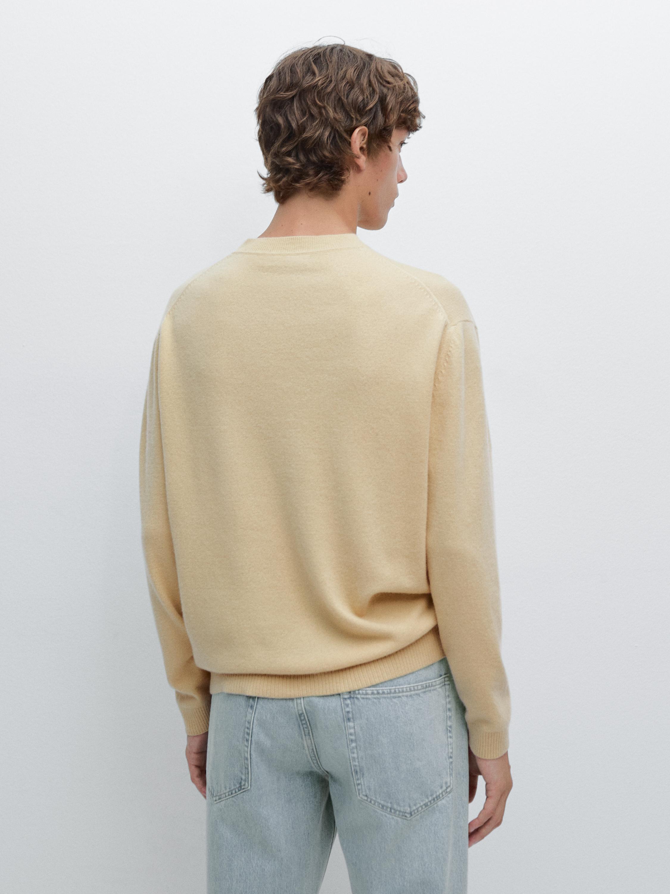 Knitted jumper round neck wool blend