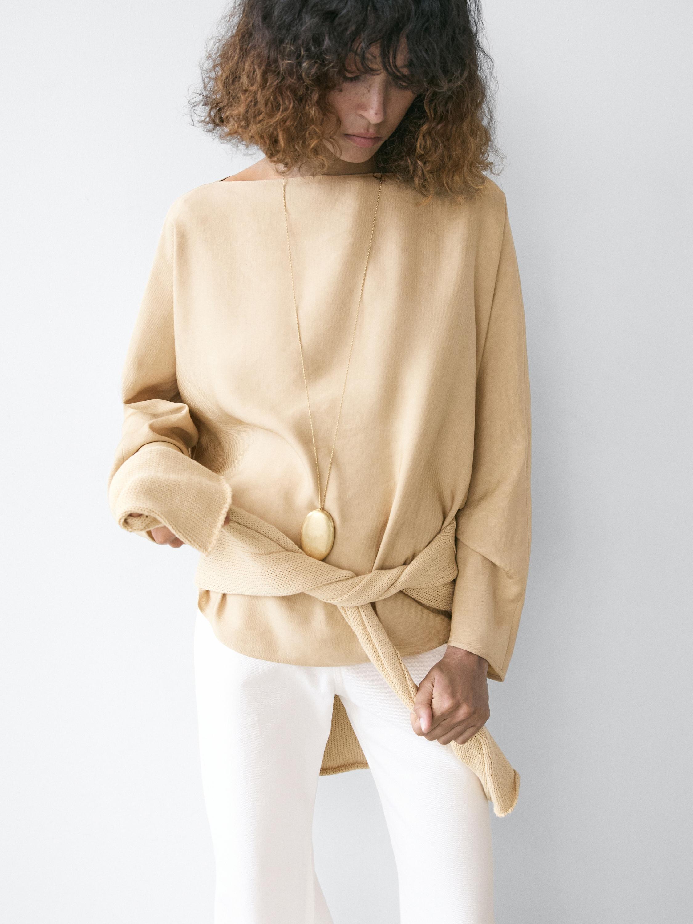 Flowing boat neck shirt — BEIGE