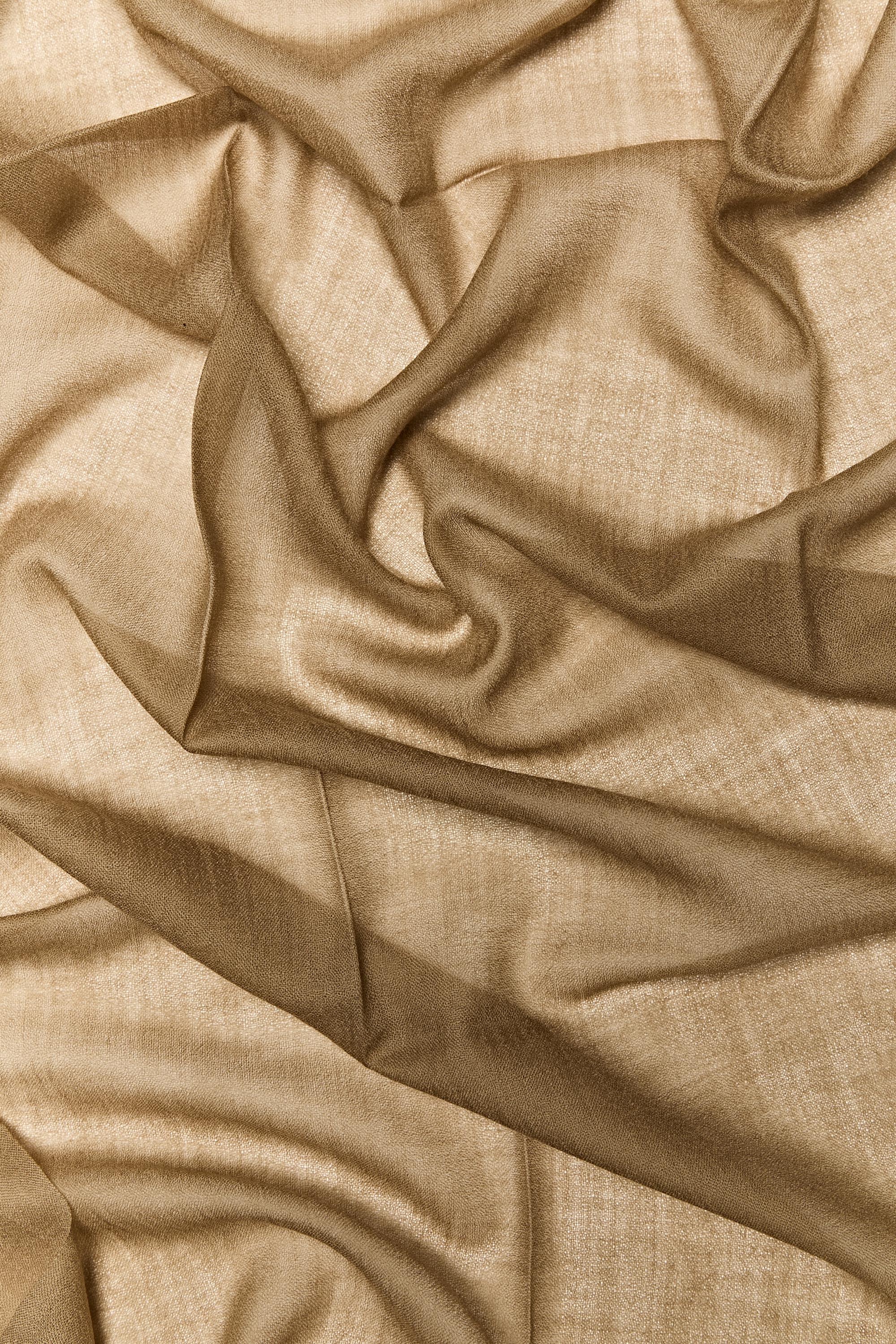 Lightweight 100% wool scarf — TOFFEE