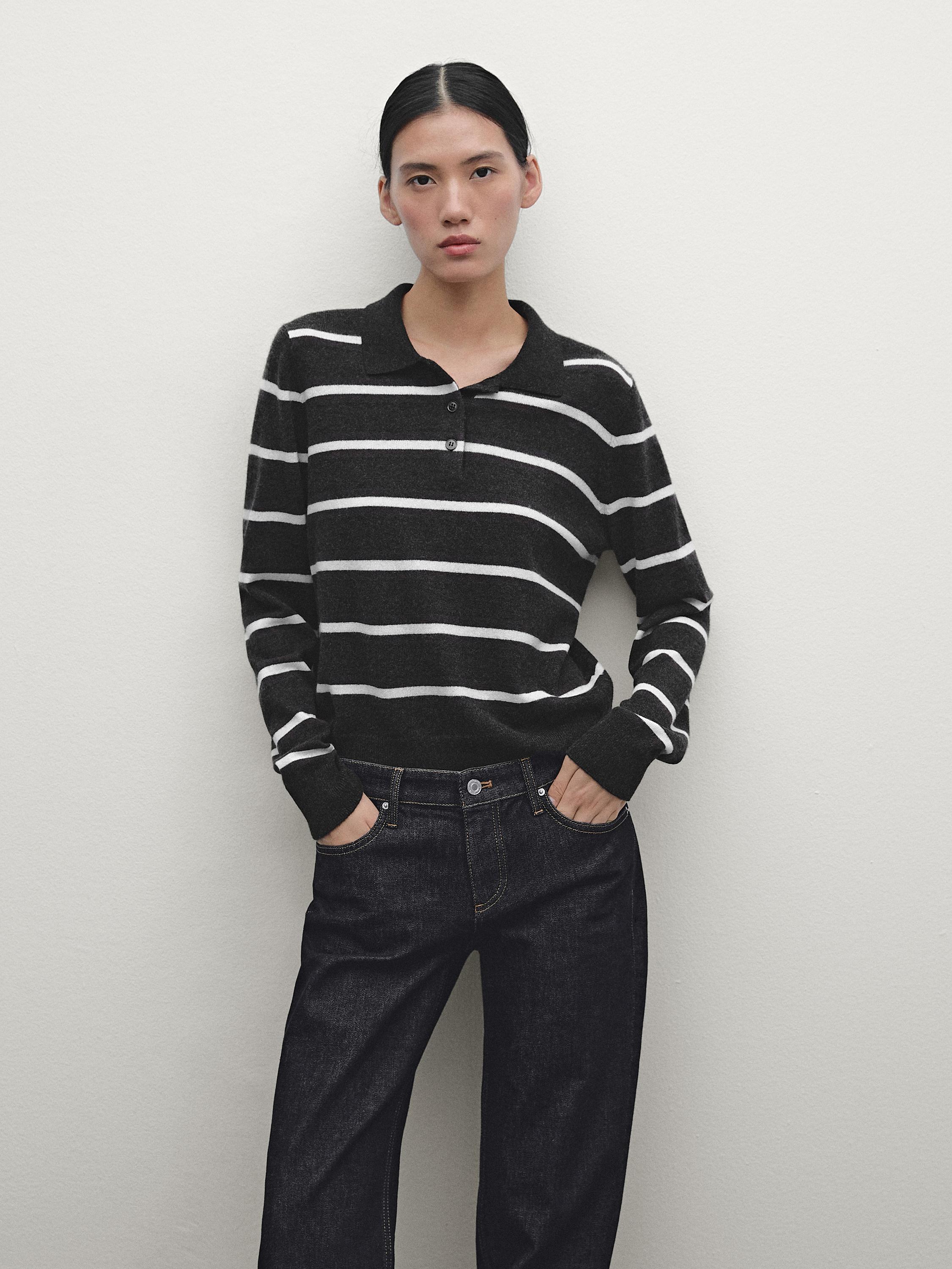 Low-rise straight-leg jeans