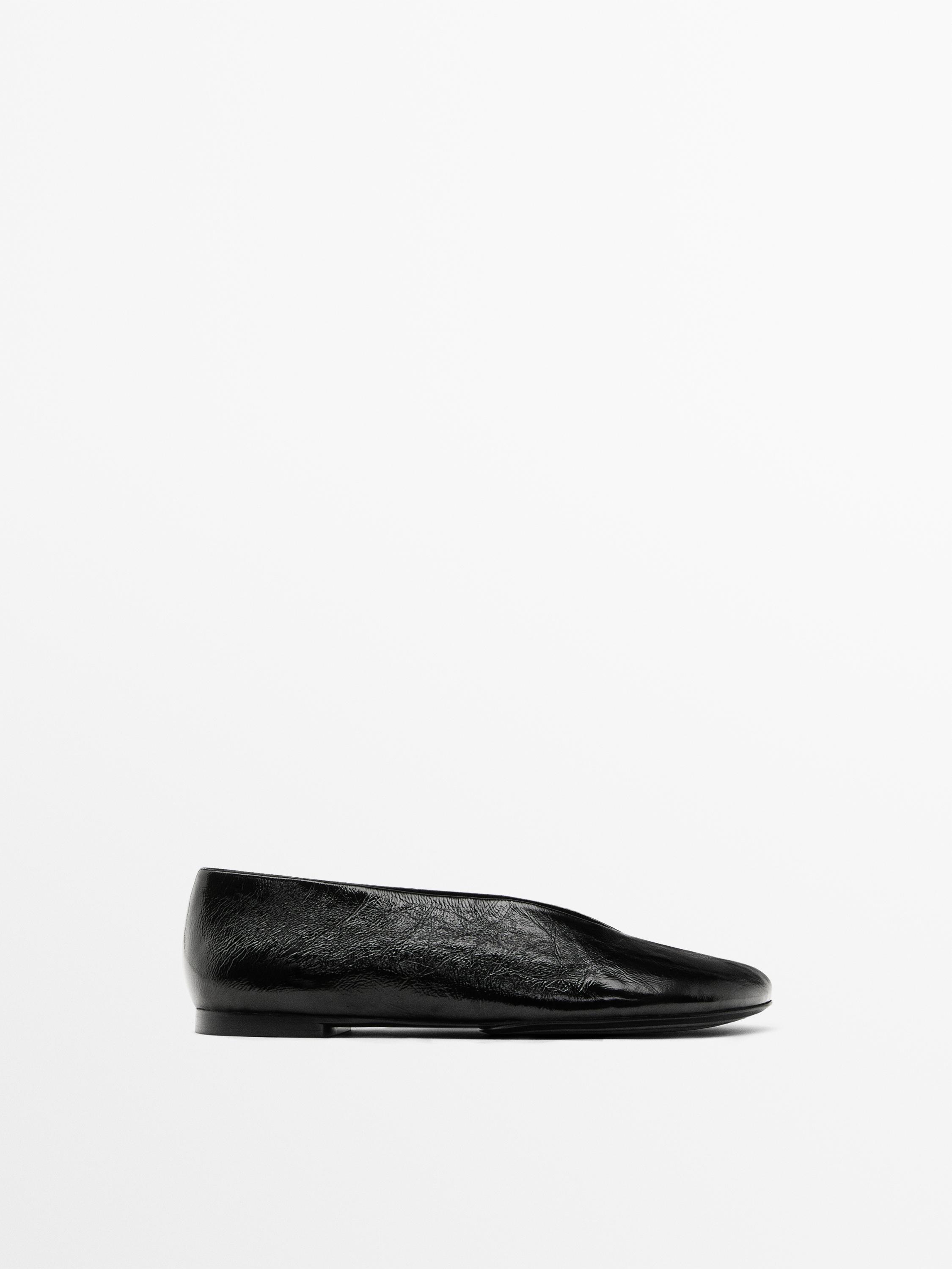 Shiny soft leather ballet flats