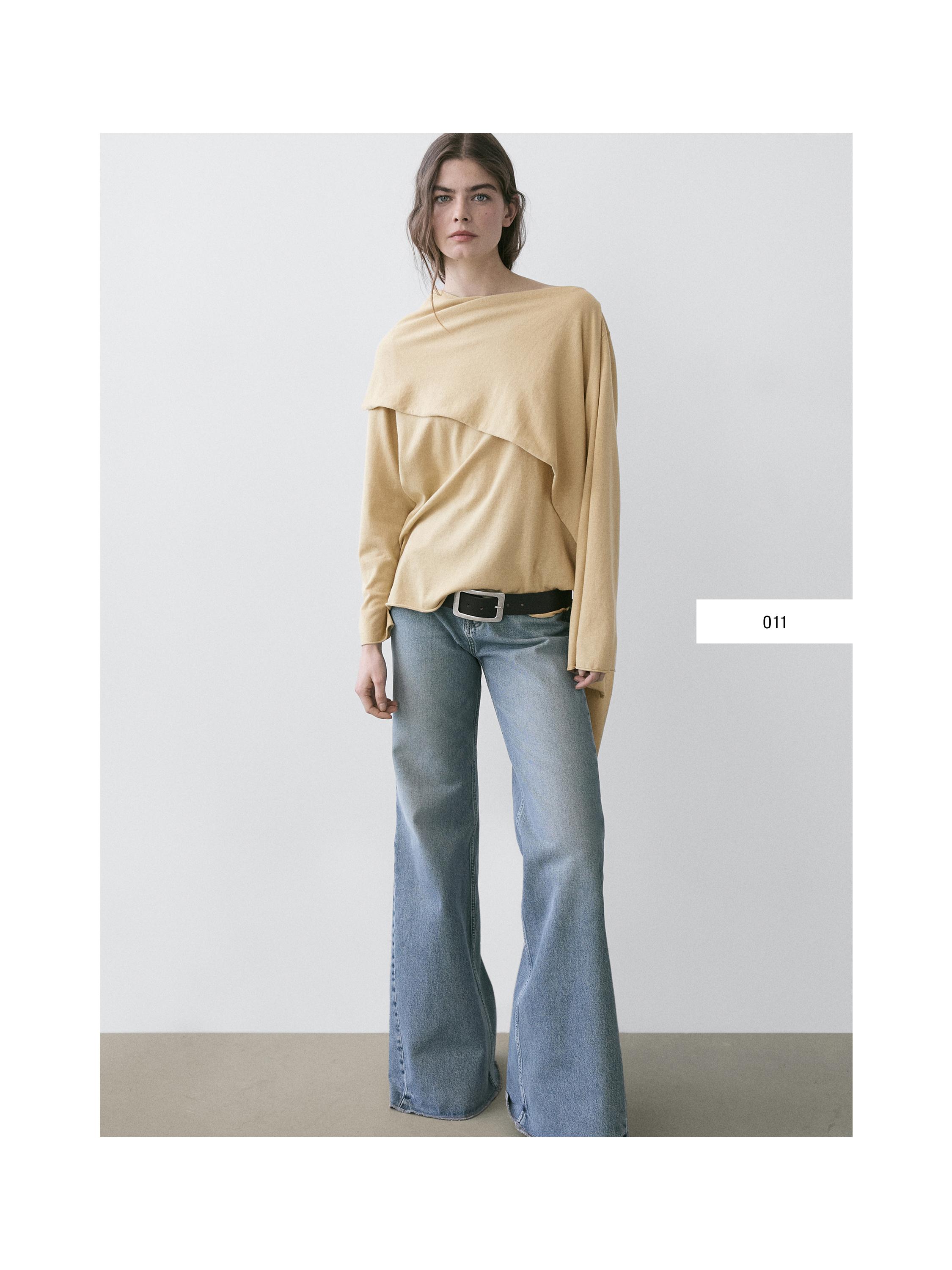 High-waist flare fit jeans — Light Blue