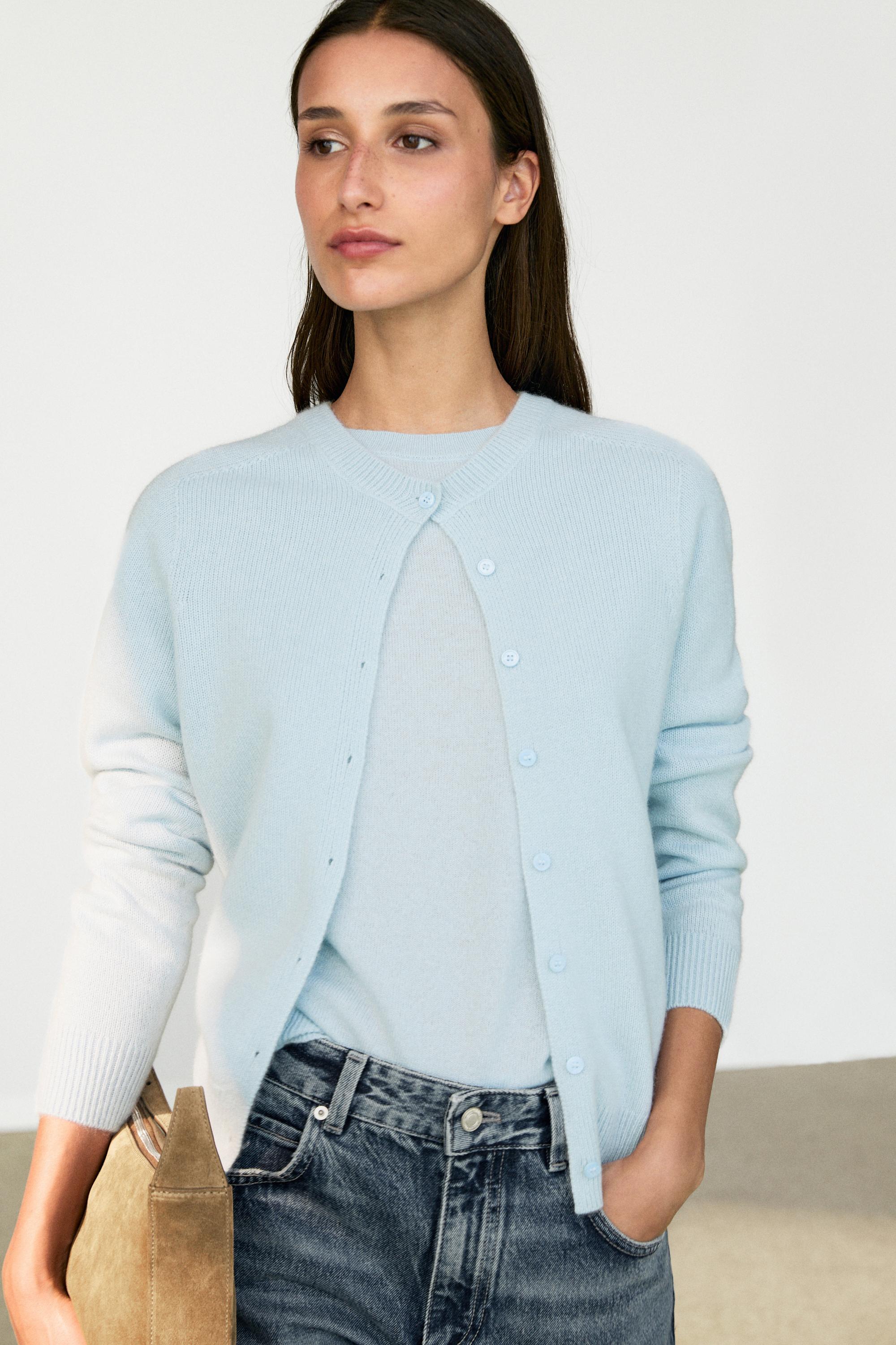 100% cashmere cropped knit cardigan — SKY BLUE