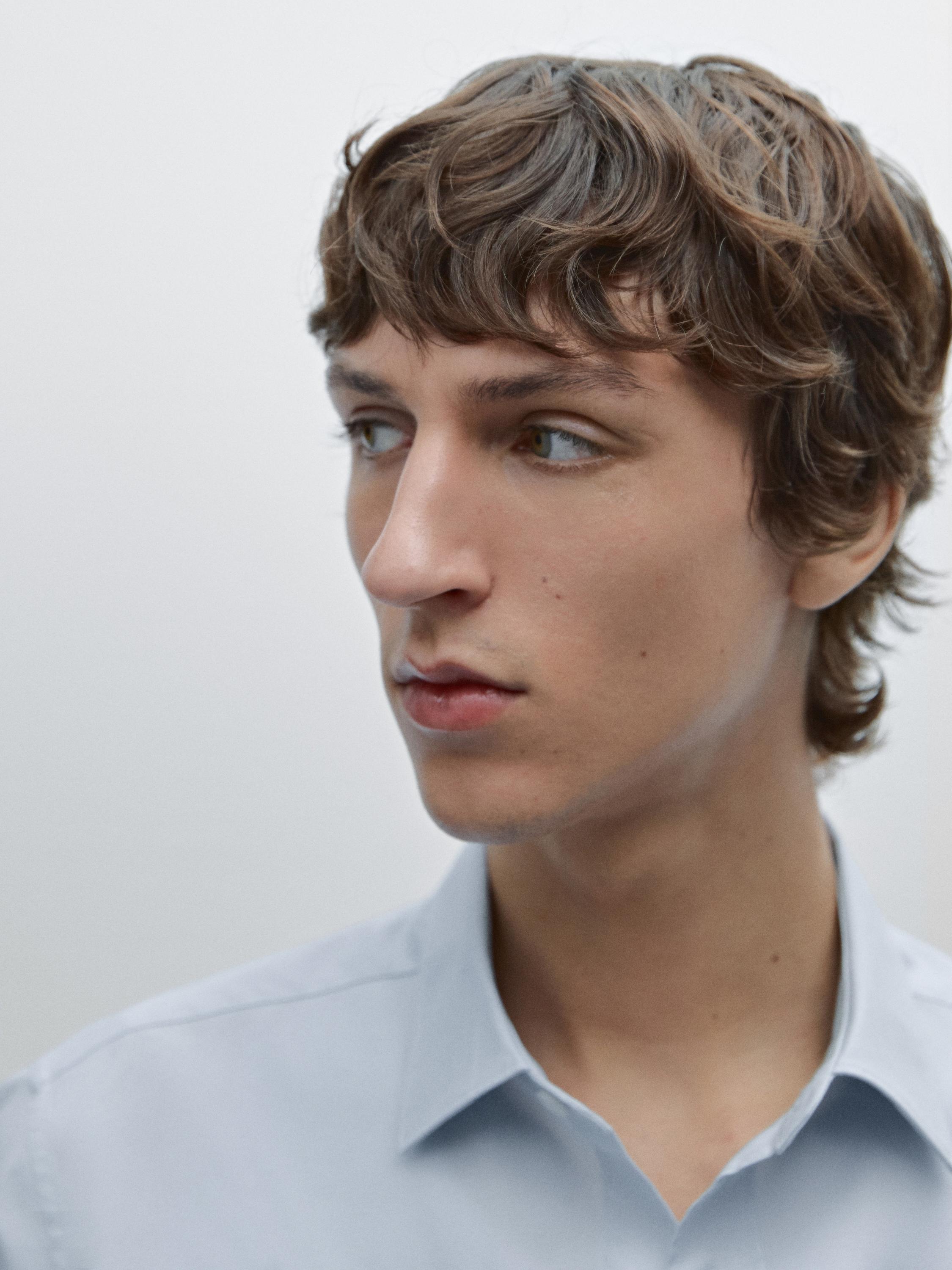 Regular fit 100% cotton twill shirt