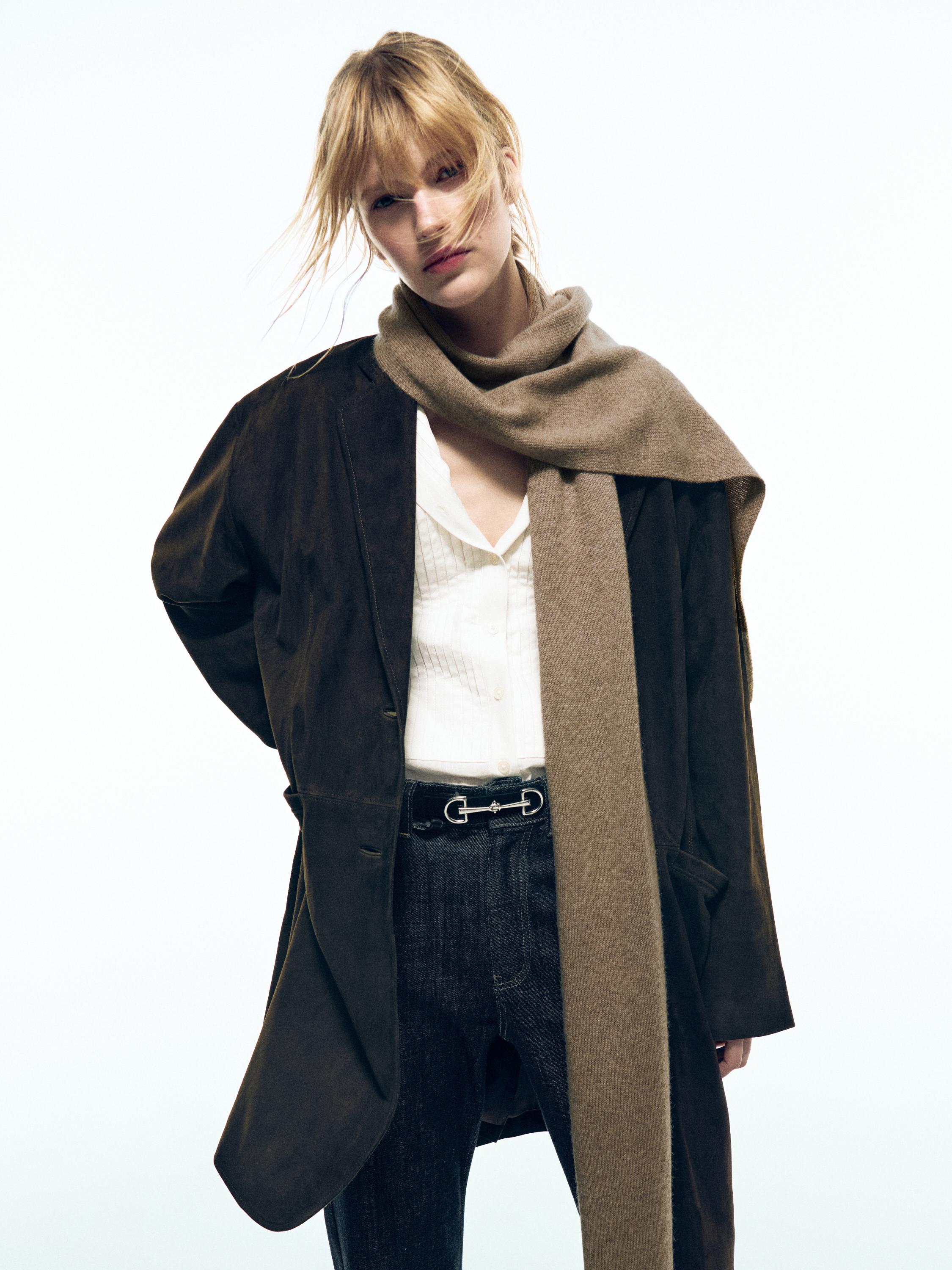 Manteau long en cuir finition daim