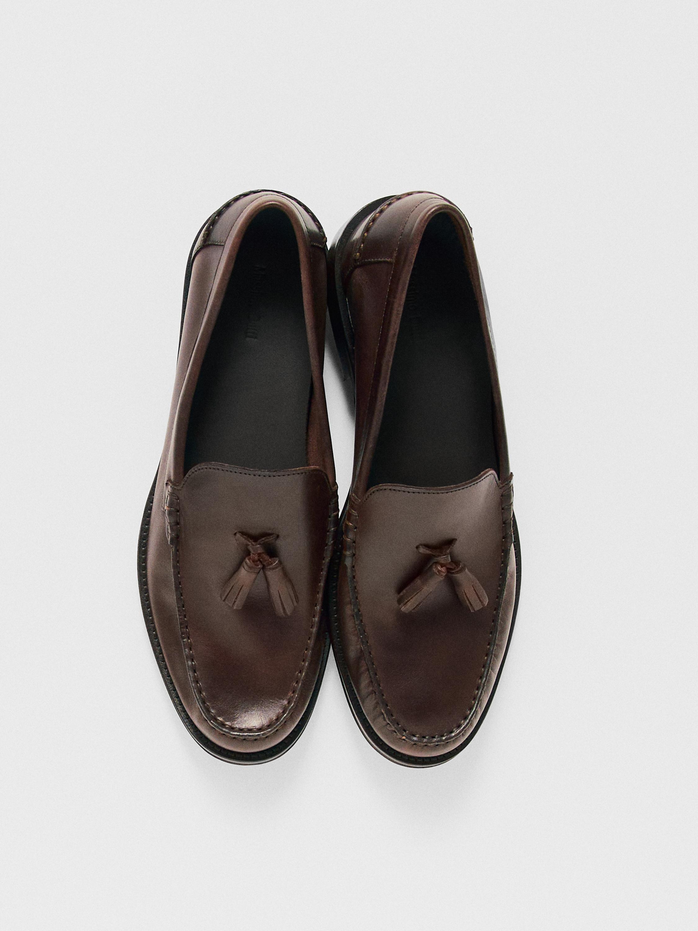 Soft oiled leather loafers with tassels — TAN