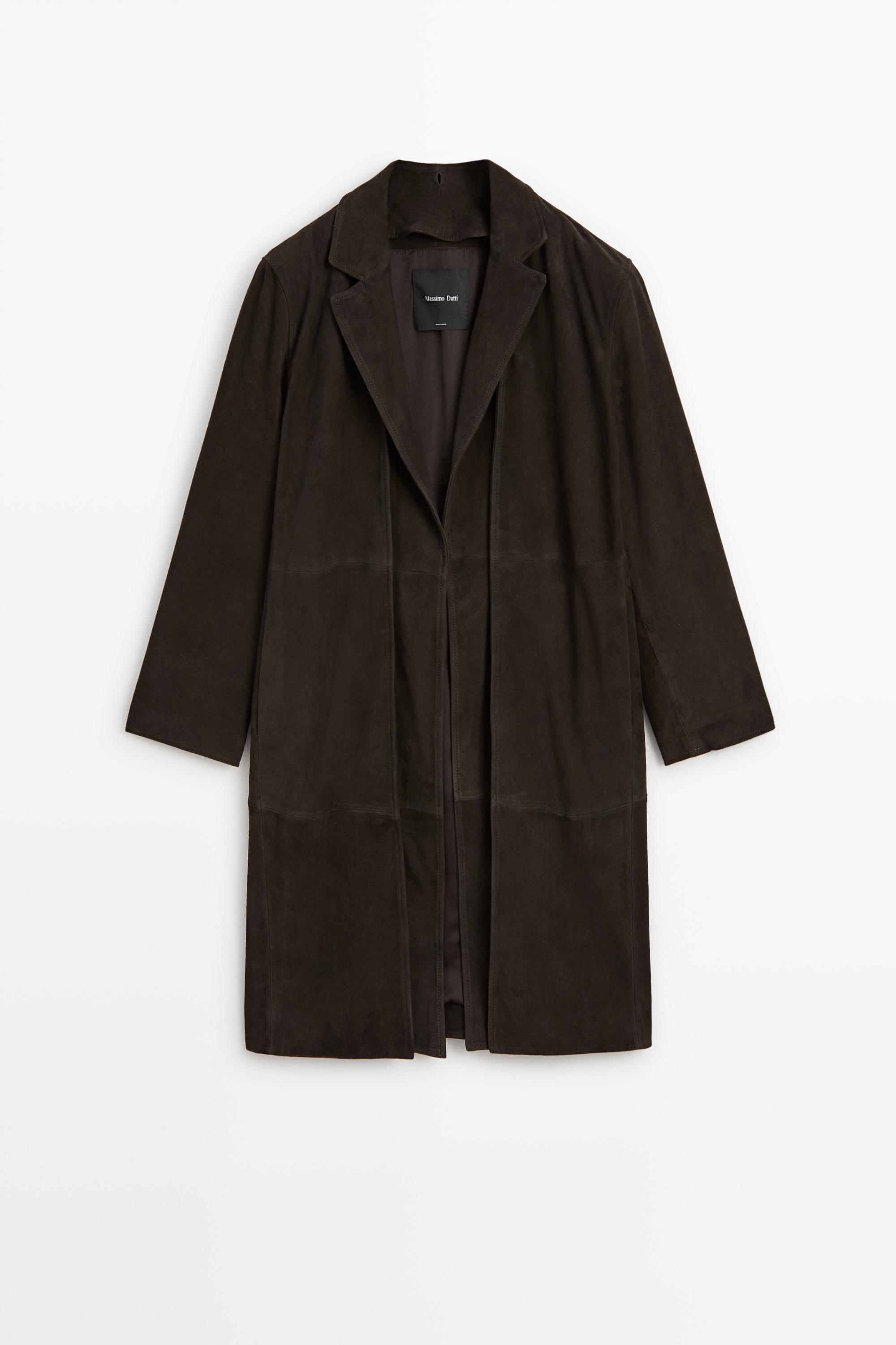 Suede coat with detachable collar