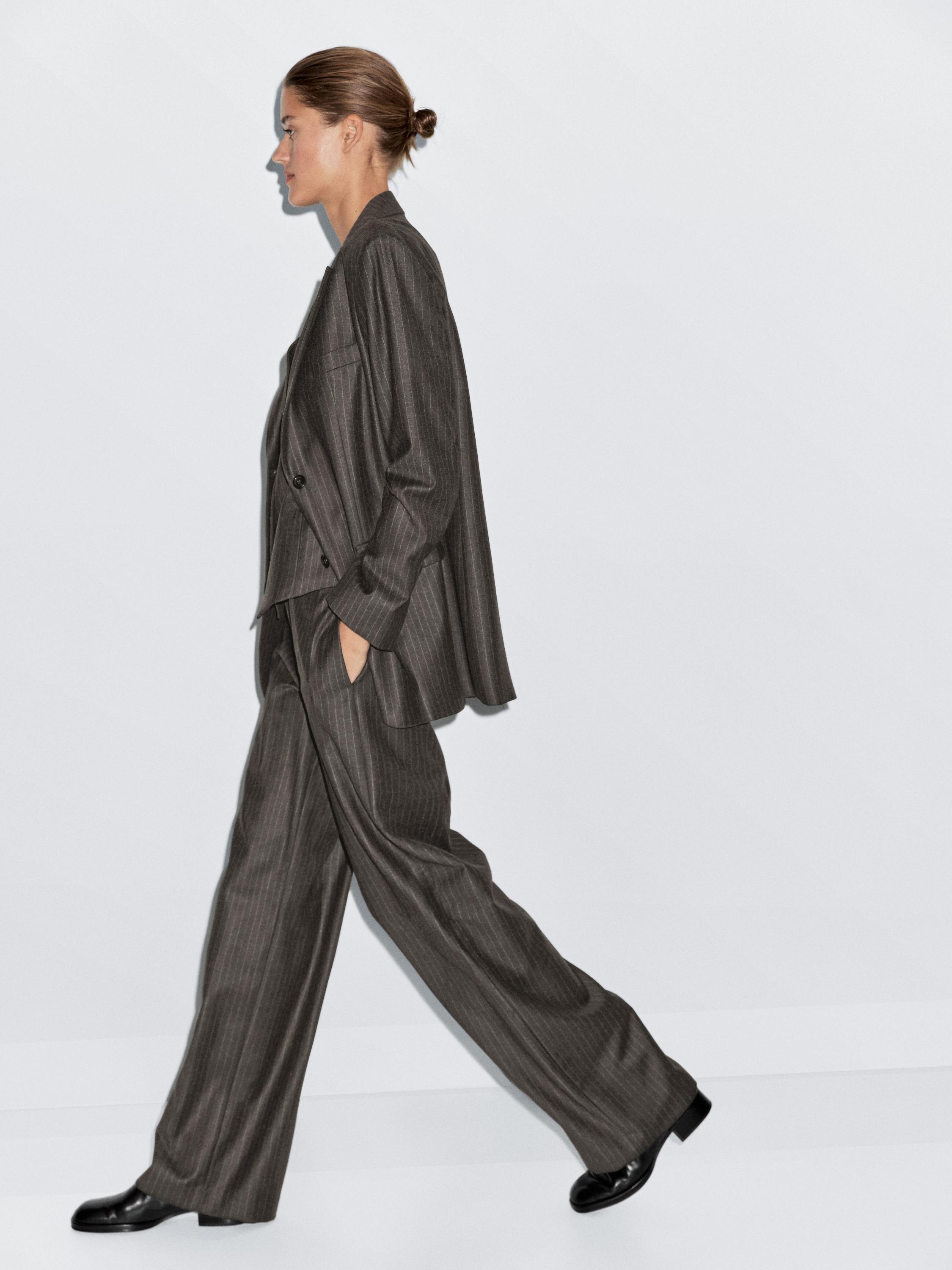 بنطلون صوف 100% بخطوط رفيعة