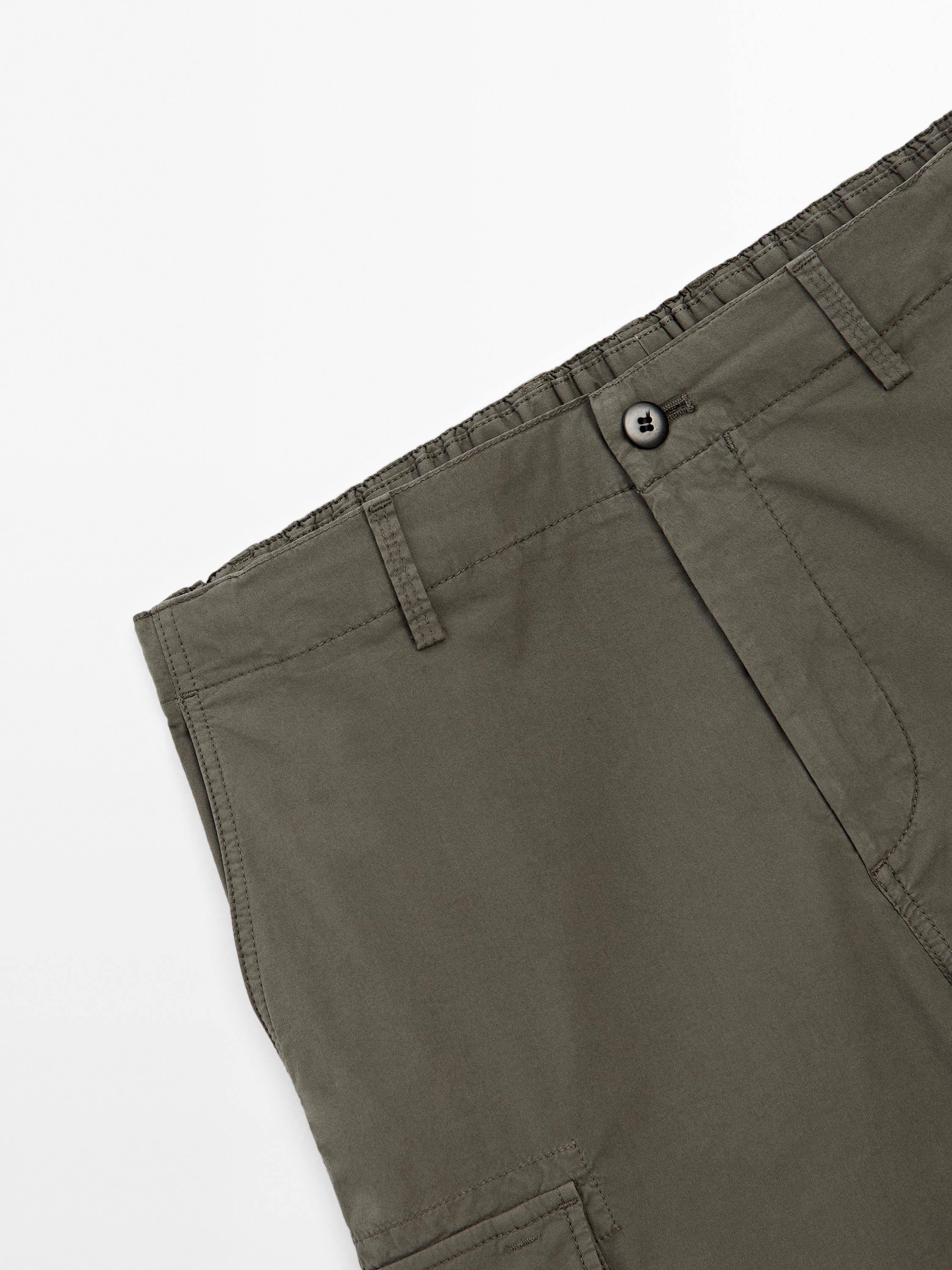 Cotton blend cargo Bermuda shorts