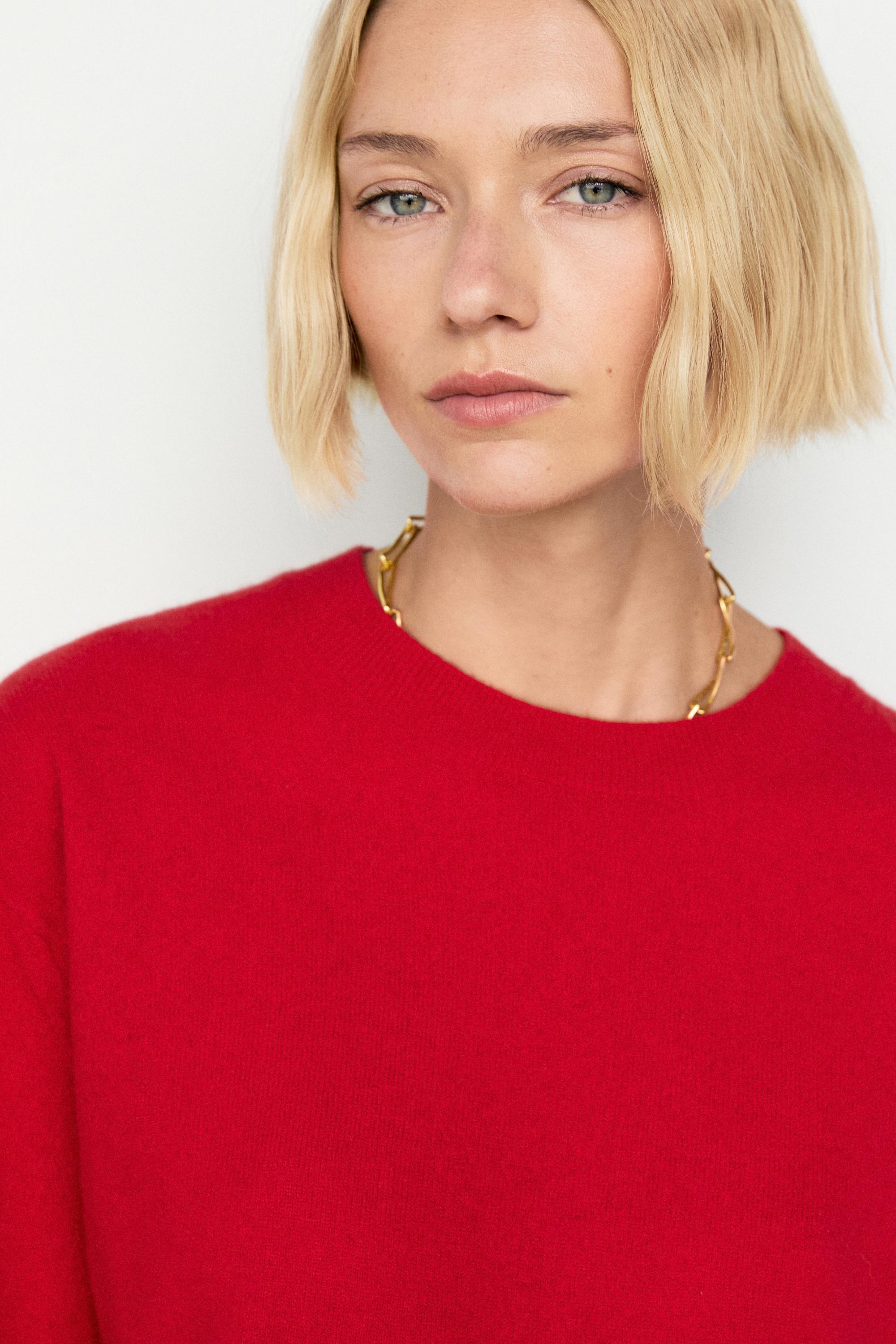 100% cashmere long sleeve sweater — RED