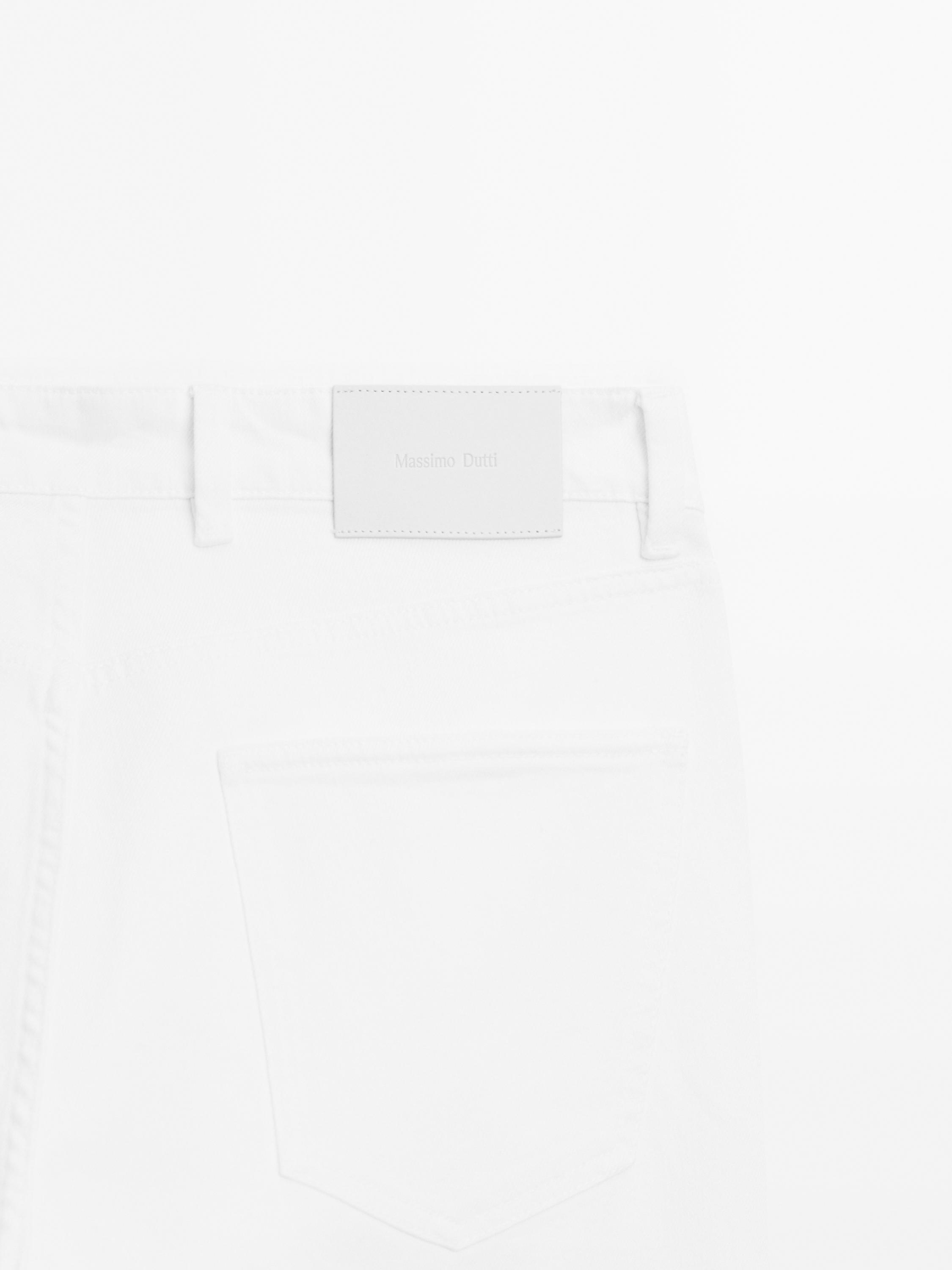 Slim fit jeans