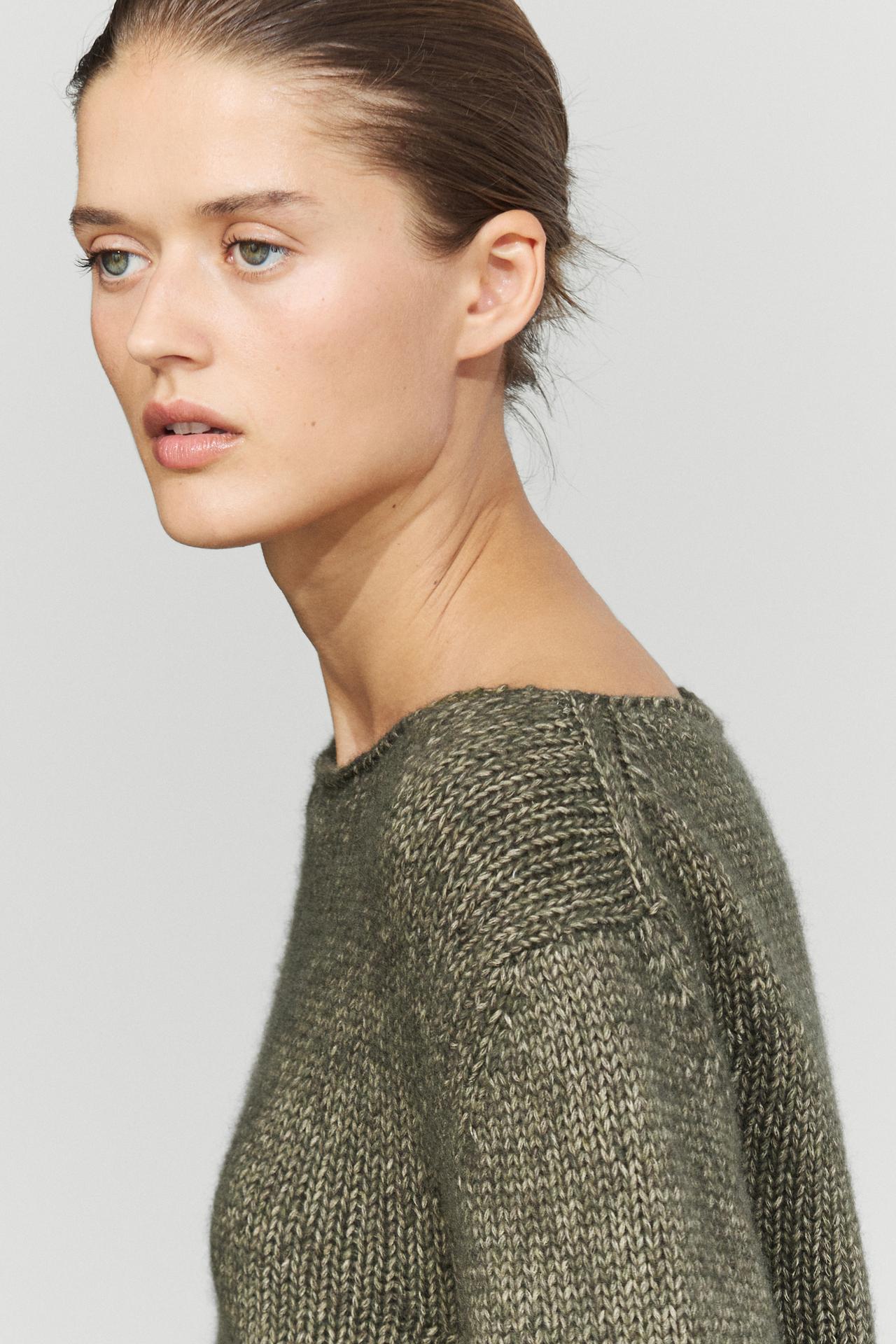 Wool-blend boat neck knit sweater — KHAKI