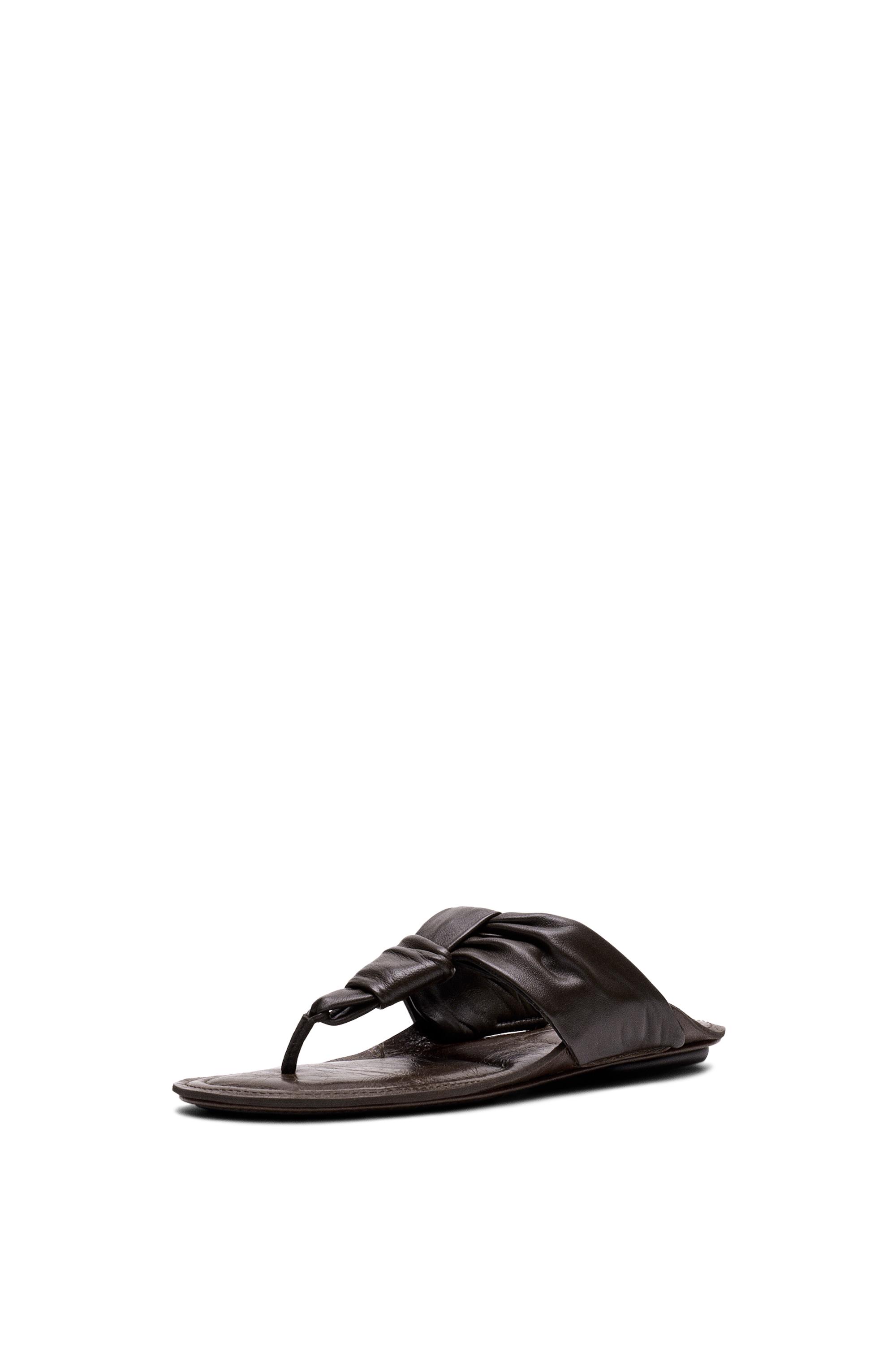 Gathered leather sandals with knot — BROWN
