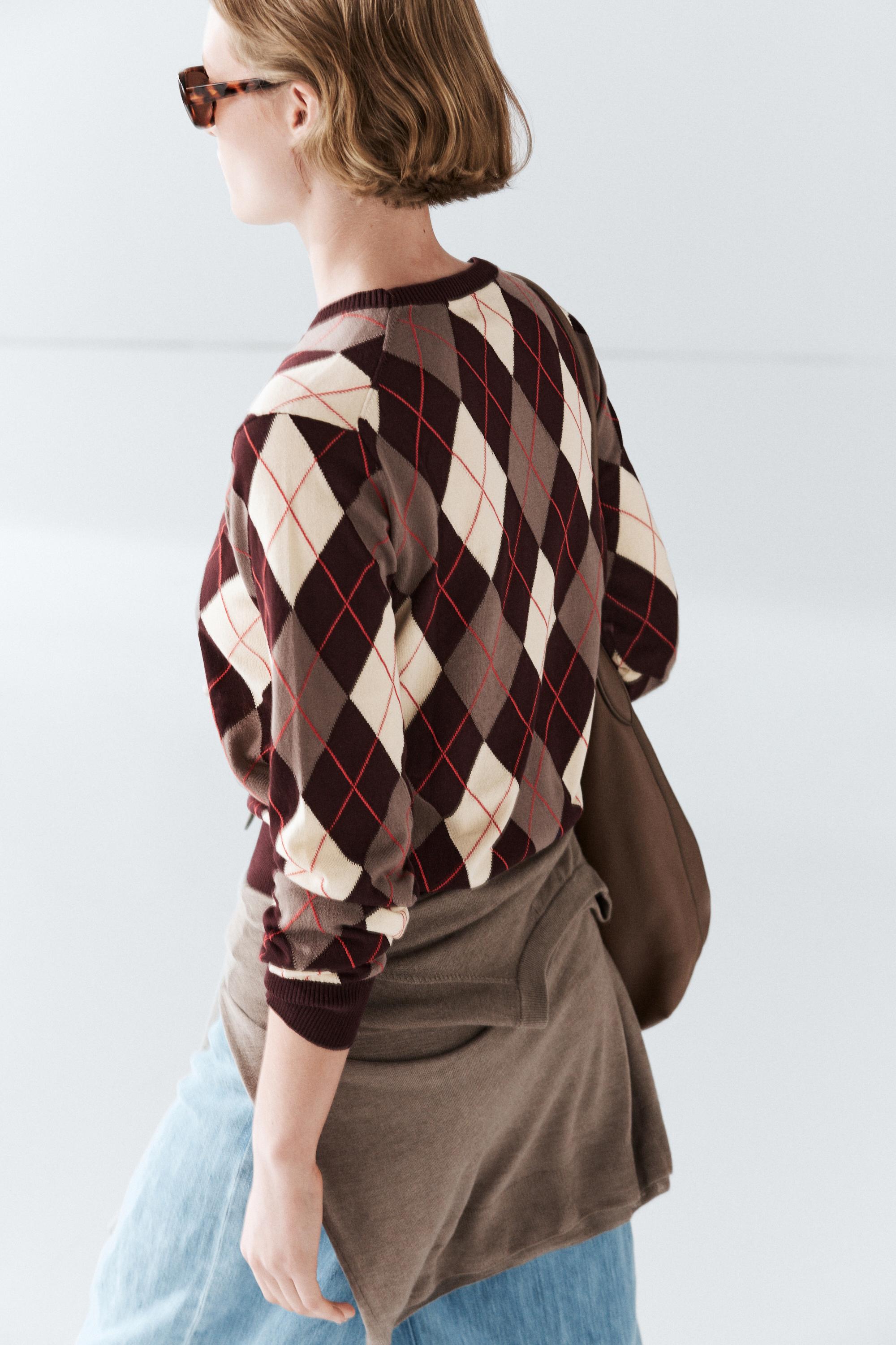 100% cotton knit sweater with Argyle detail