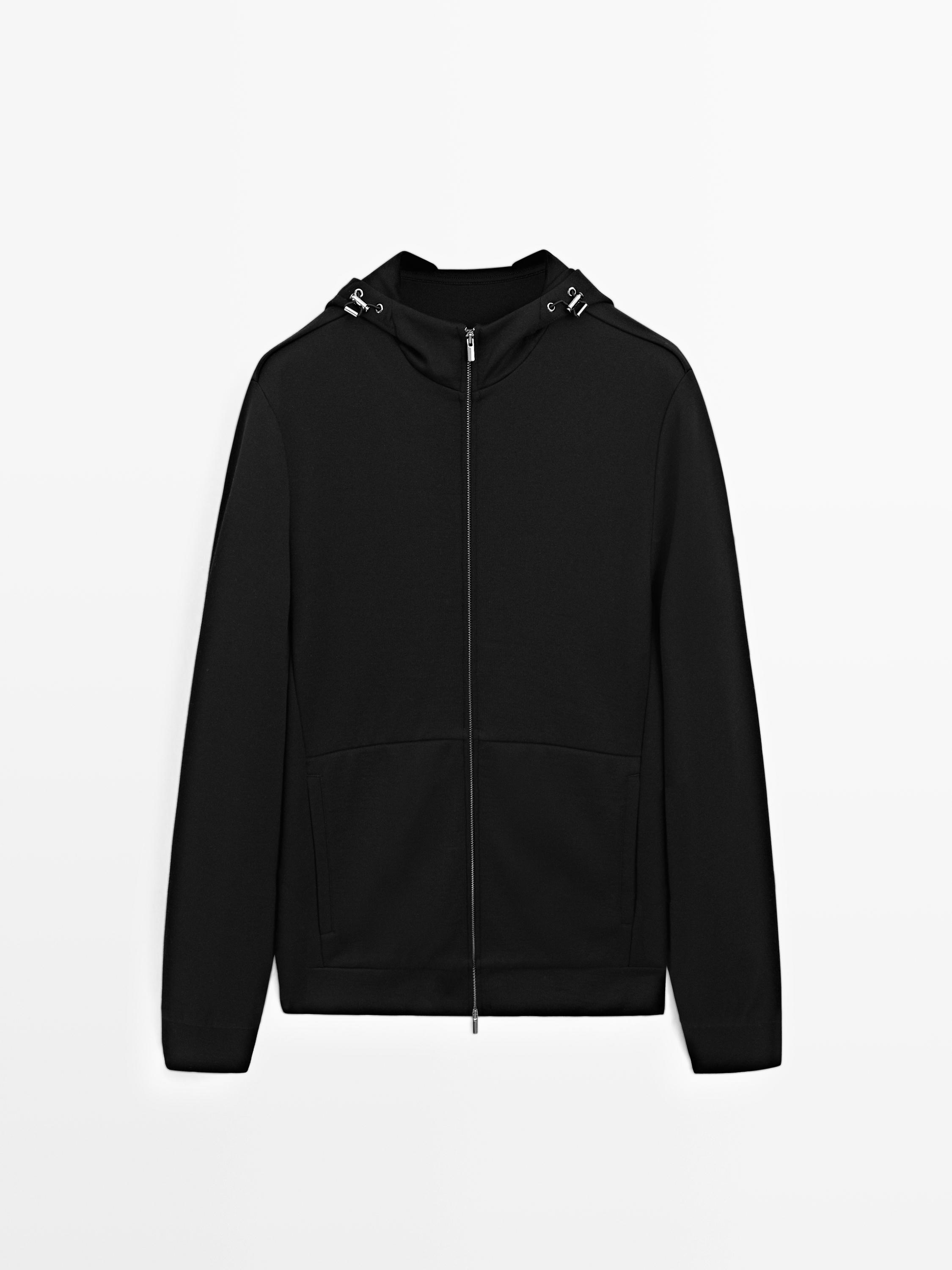 جاكيت رياضي بغطاء رأس قابل للتعديل