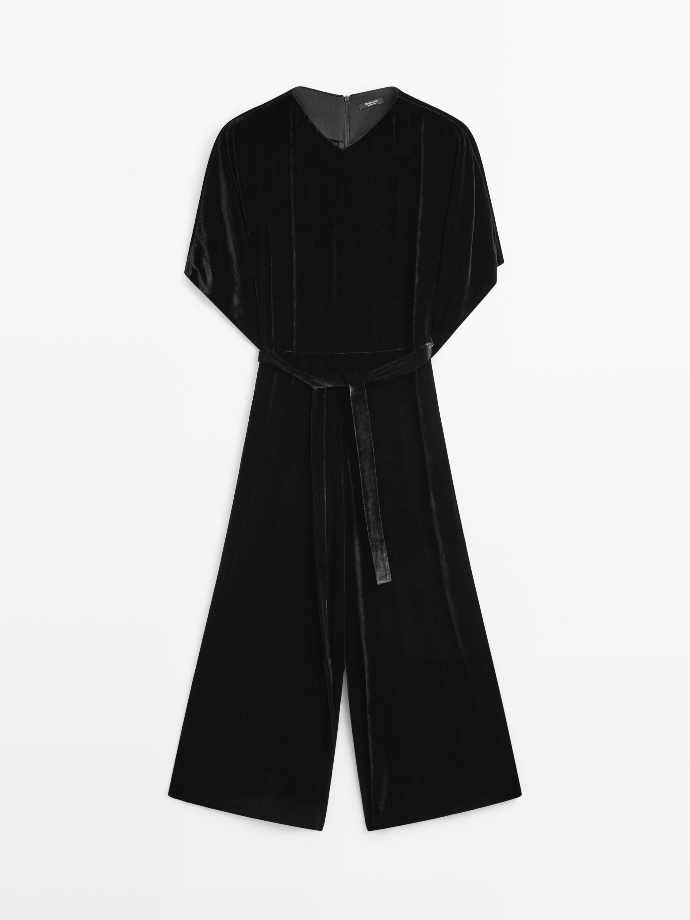 أفرول مخملي مع حزام بربطة