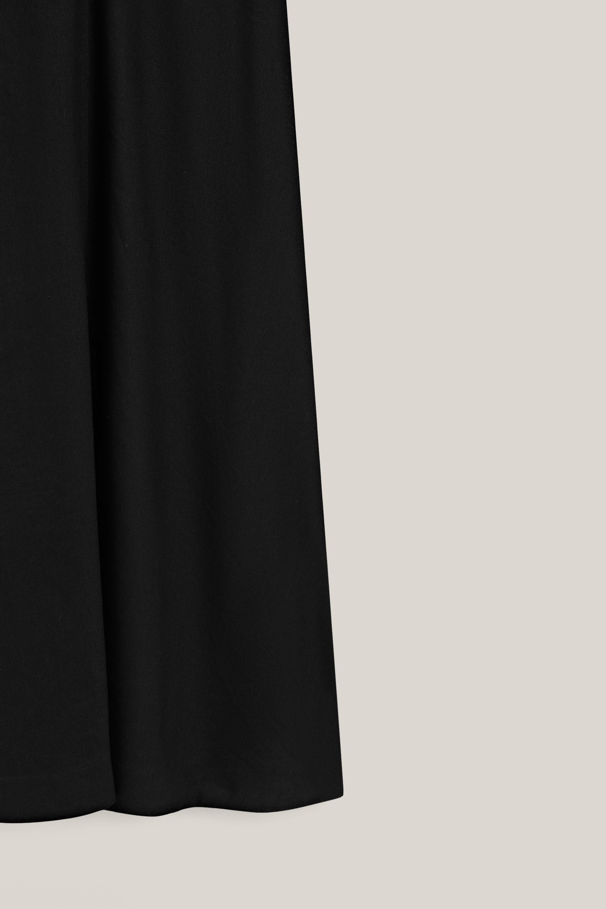 Flowing linen blend slip dress - LIMITED EDITION — BLACK