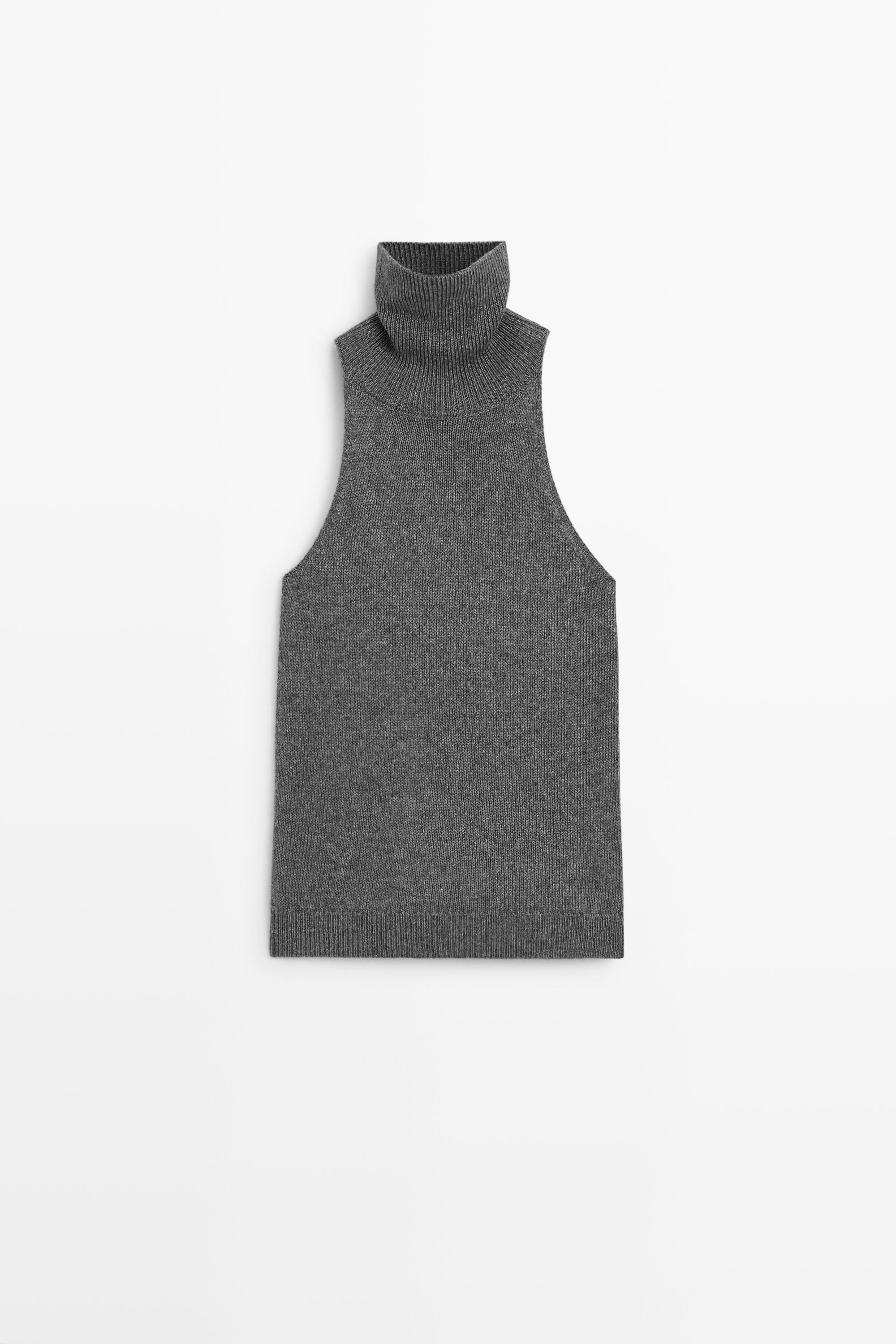 Halter neck knit top