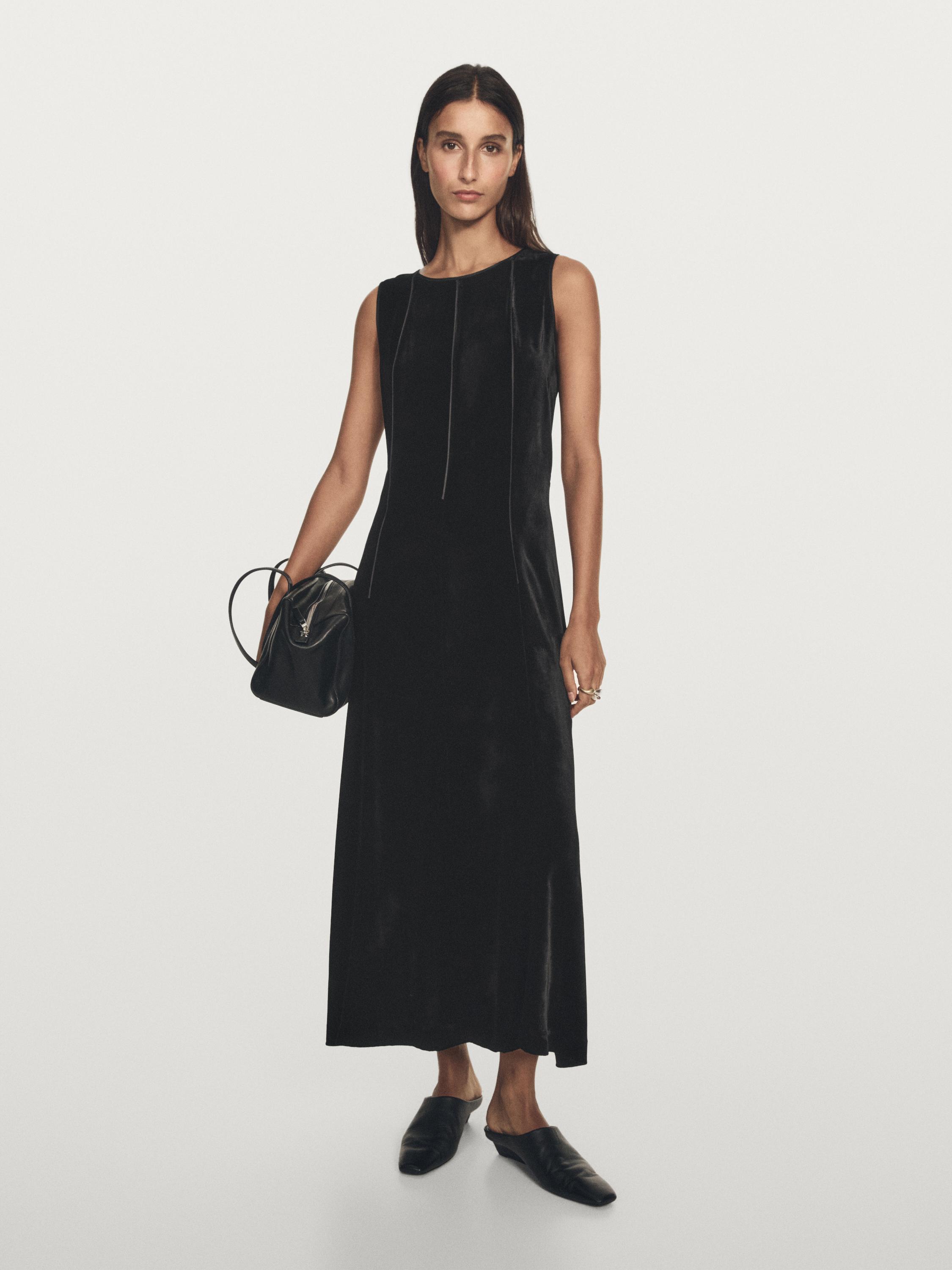 فستان مخملي متوسط الطول بتفصيل متباين