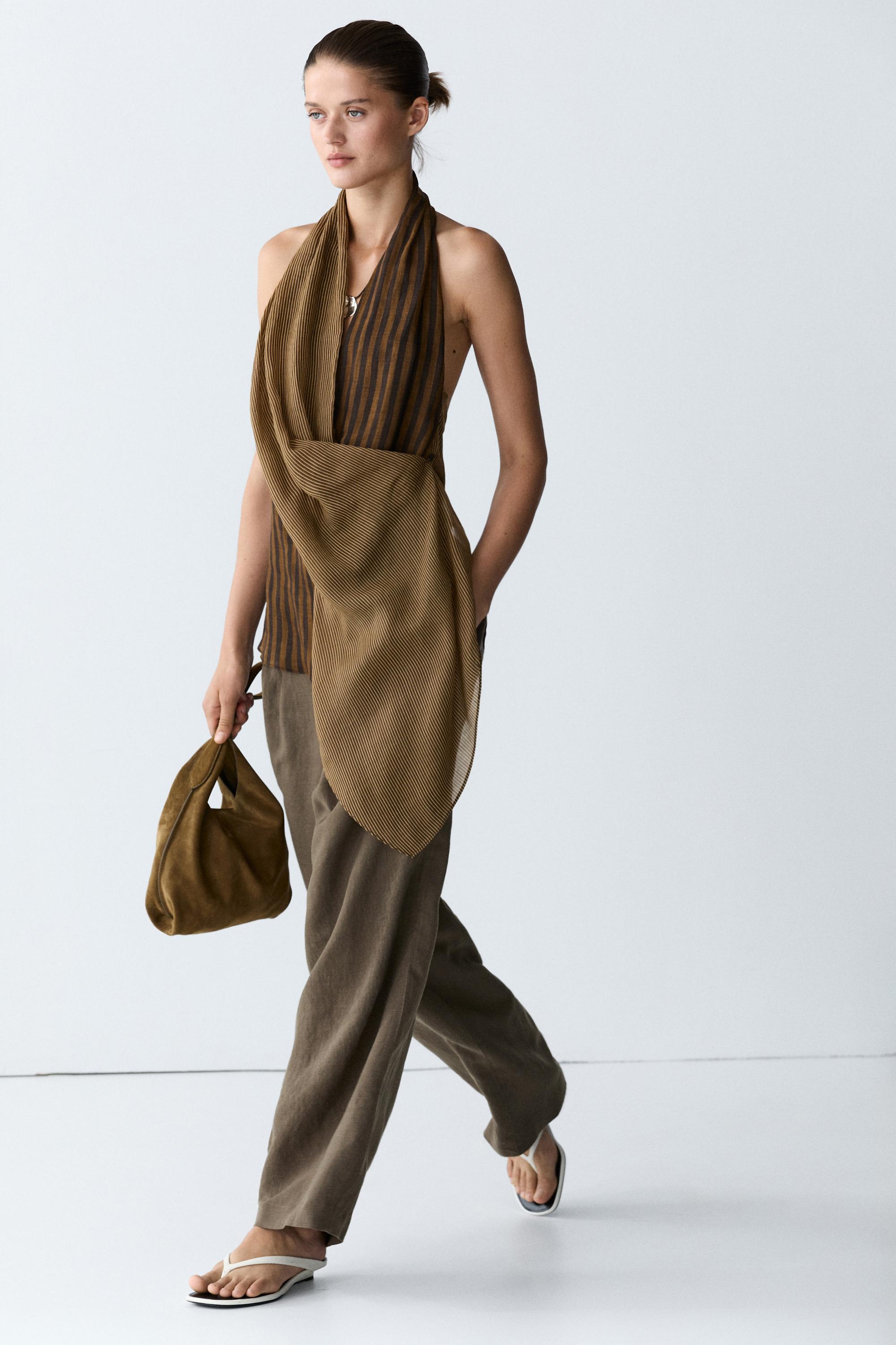 Flowing striped halter top total look — Khaki