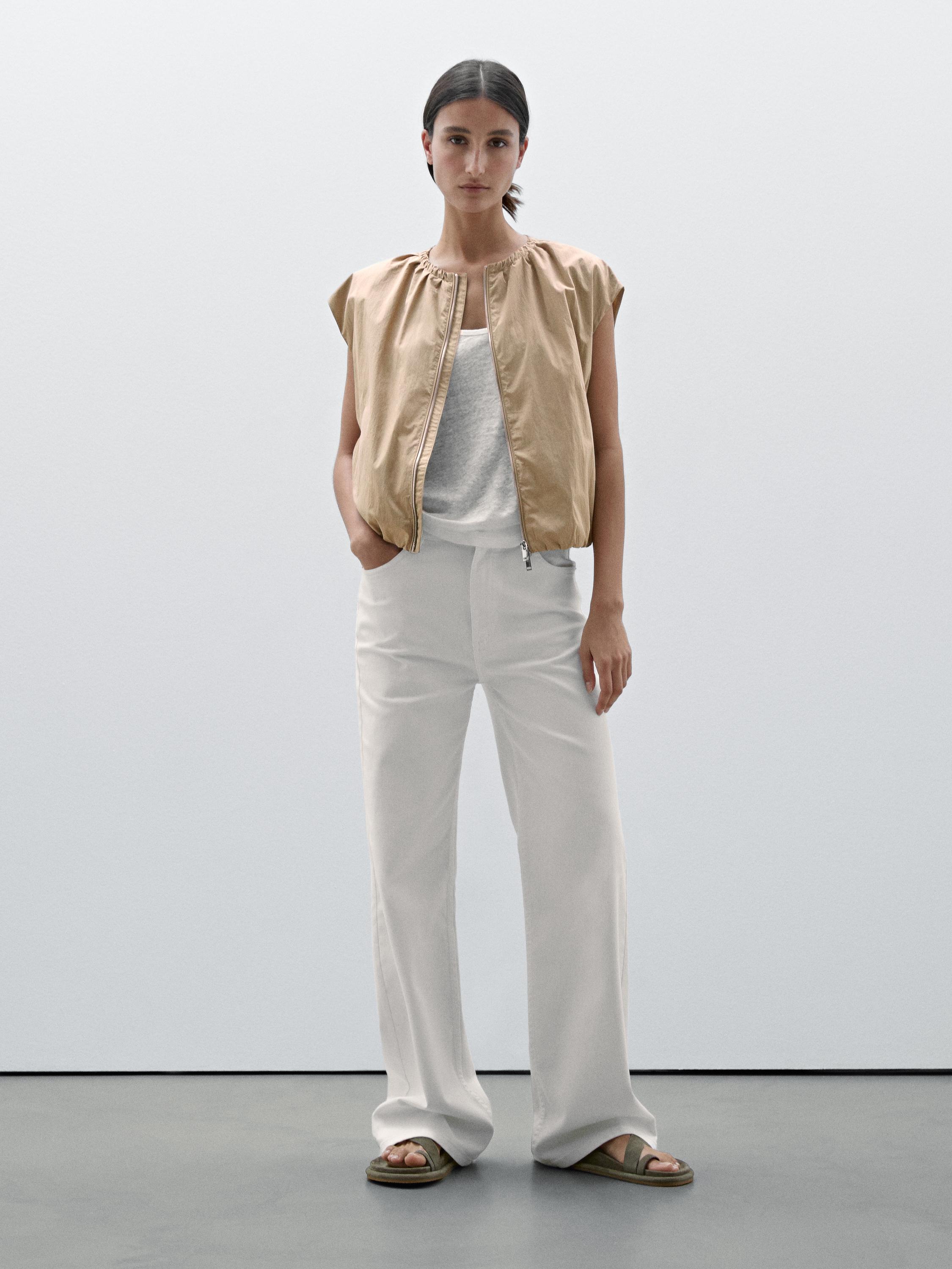 Kamizelka z ozdobnym marszczeniem