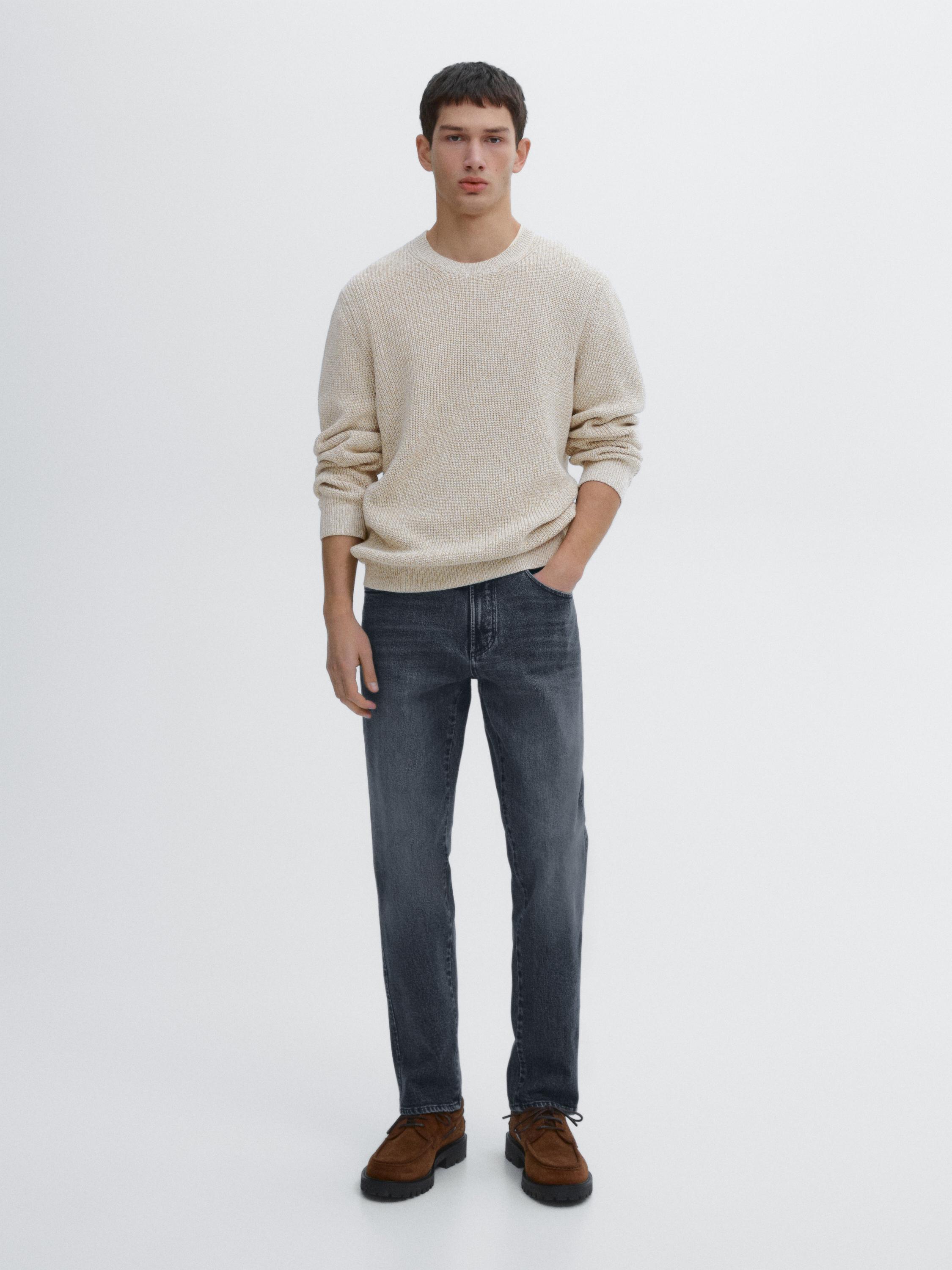 Cotton blend tapered fit jeans