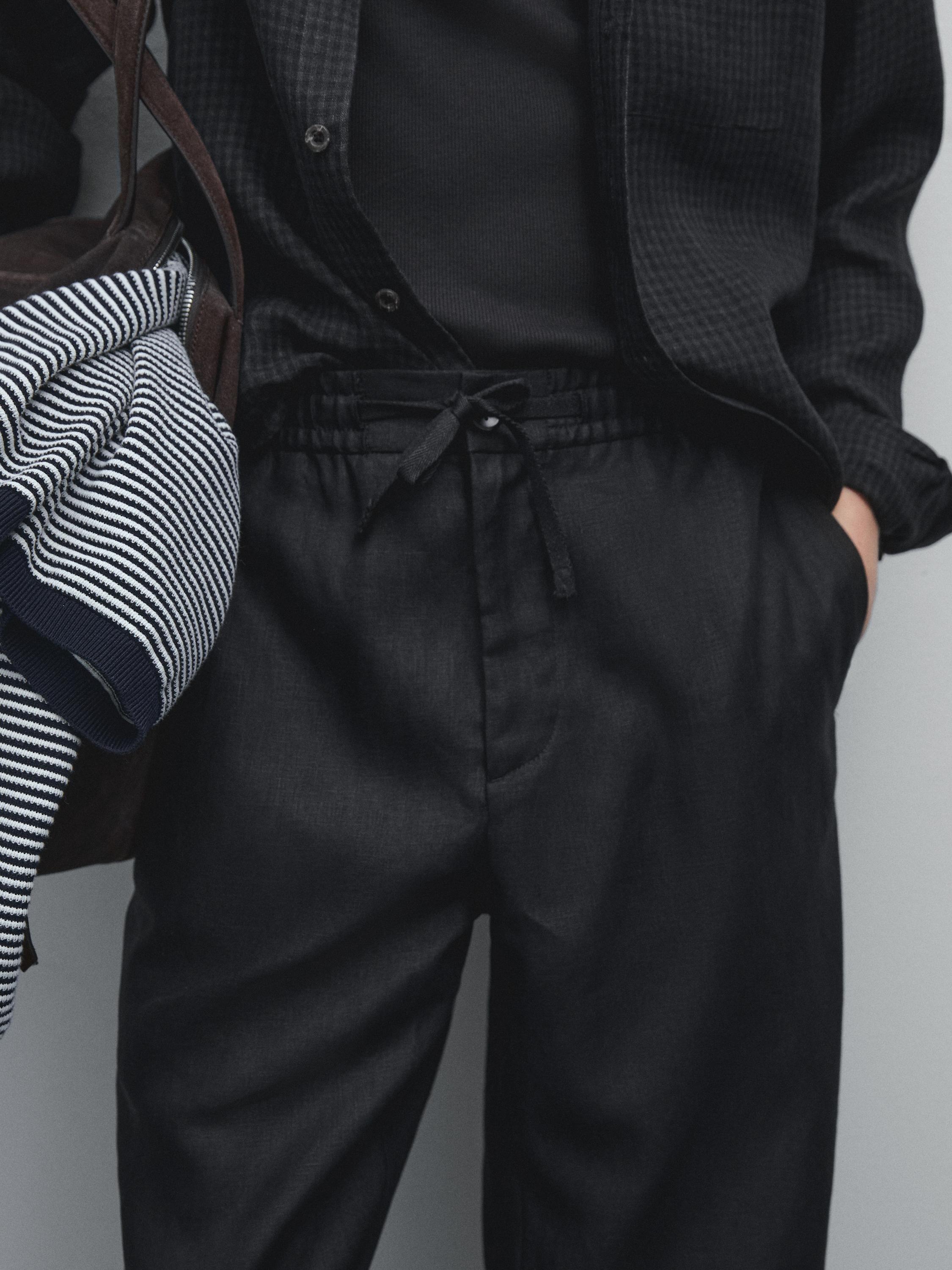 100% linen jogger fit trousers