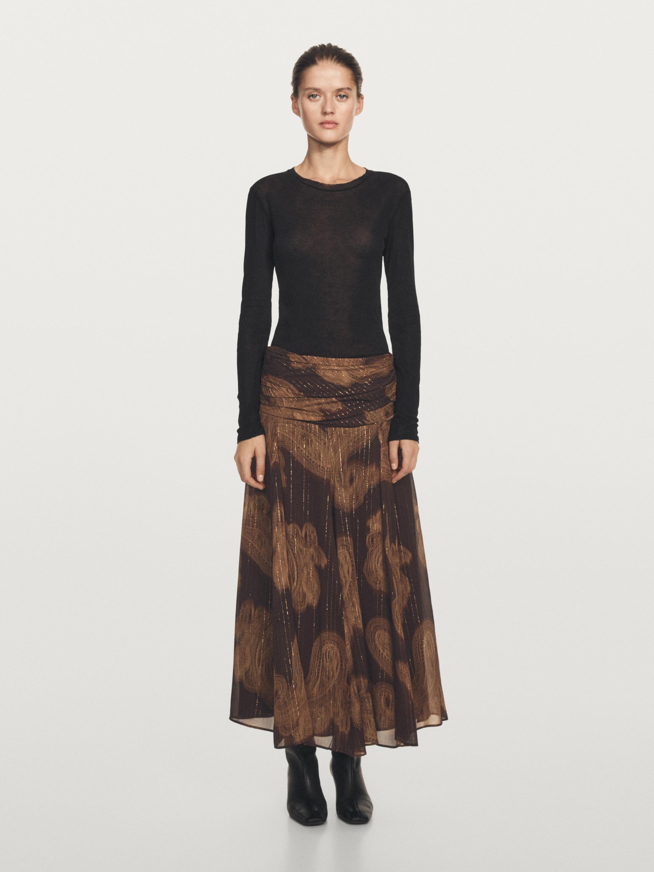 Falda midi fluida estampado paisley