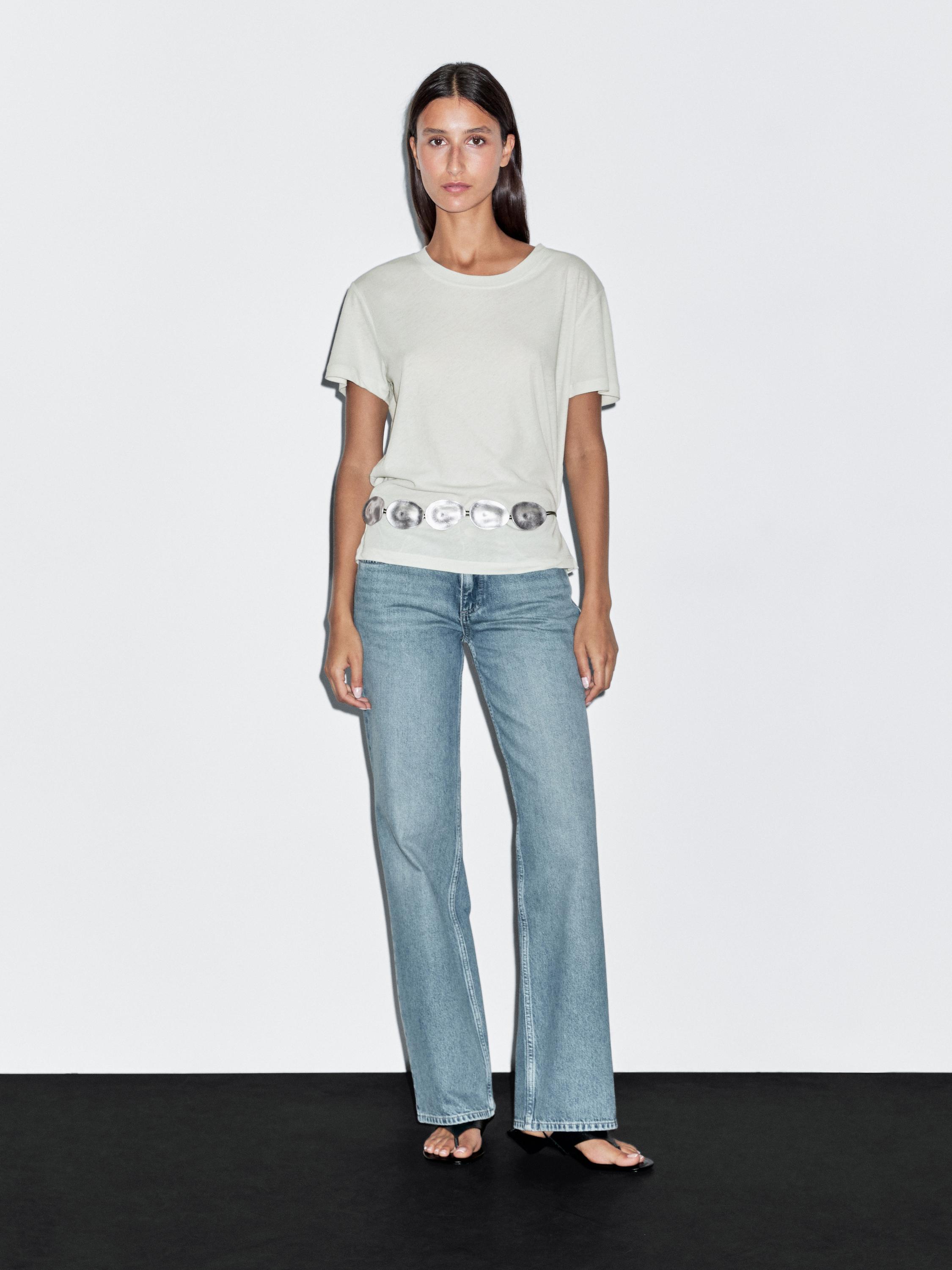 Lightweight short sleeve T-shirt