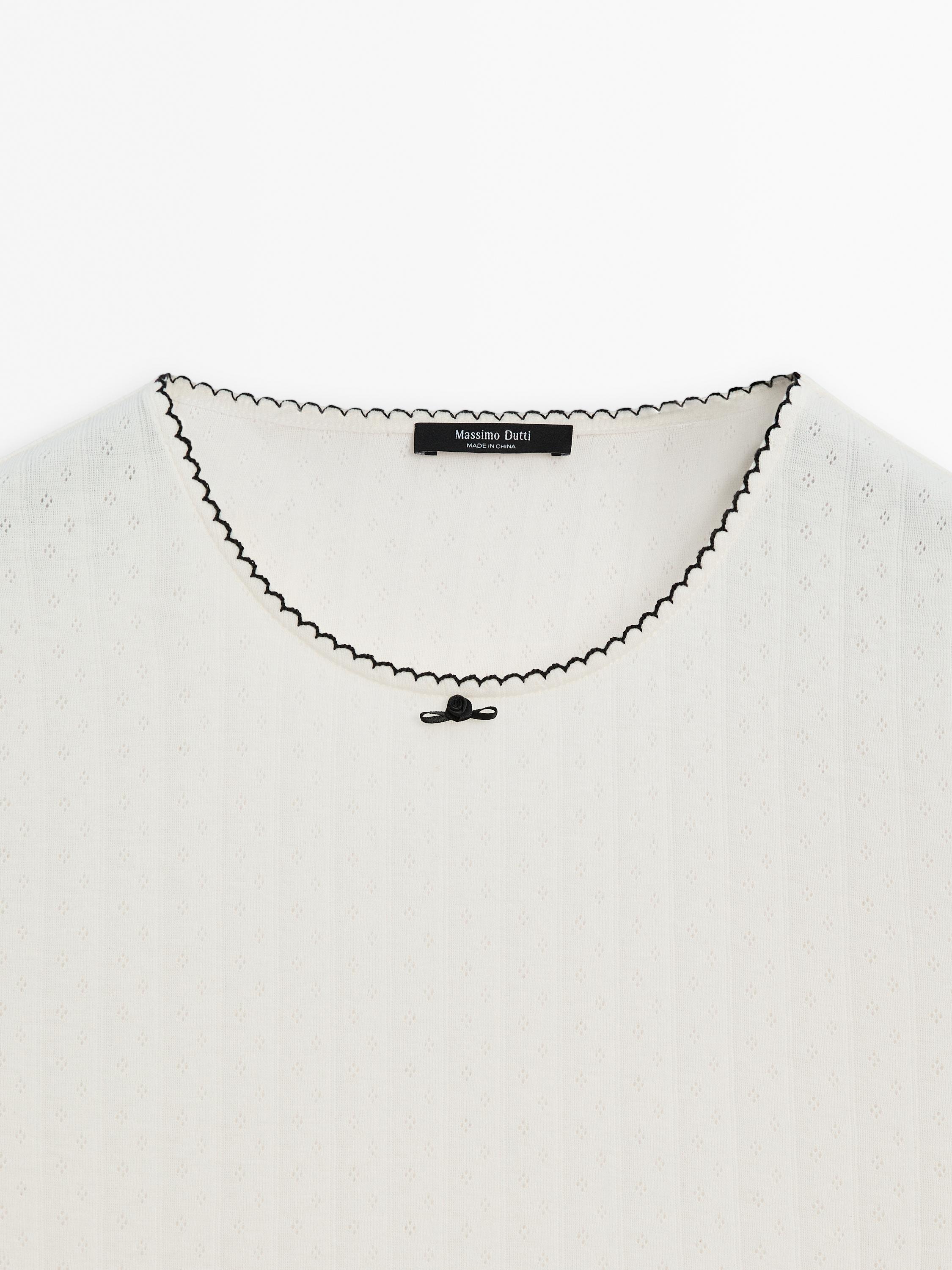 Short sleeve contrast T-shirt with bow detail